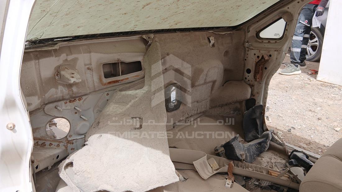 2011 Nissan Tiida — Full Dashboard View — Photo 11