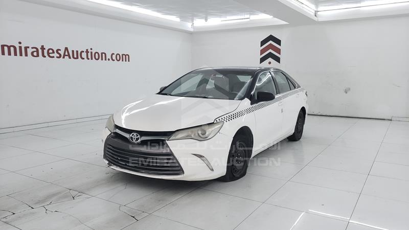 6T1BF9FK0HX697032 Auction: EmiratesAuction Lot: 404487 6T1BF9FK0HX697032 Toyota Camry 2017 WHITE Photo 5