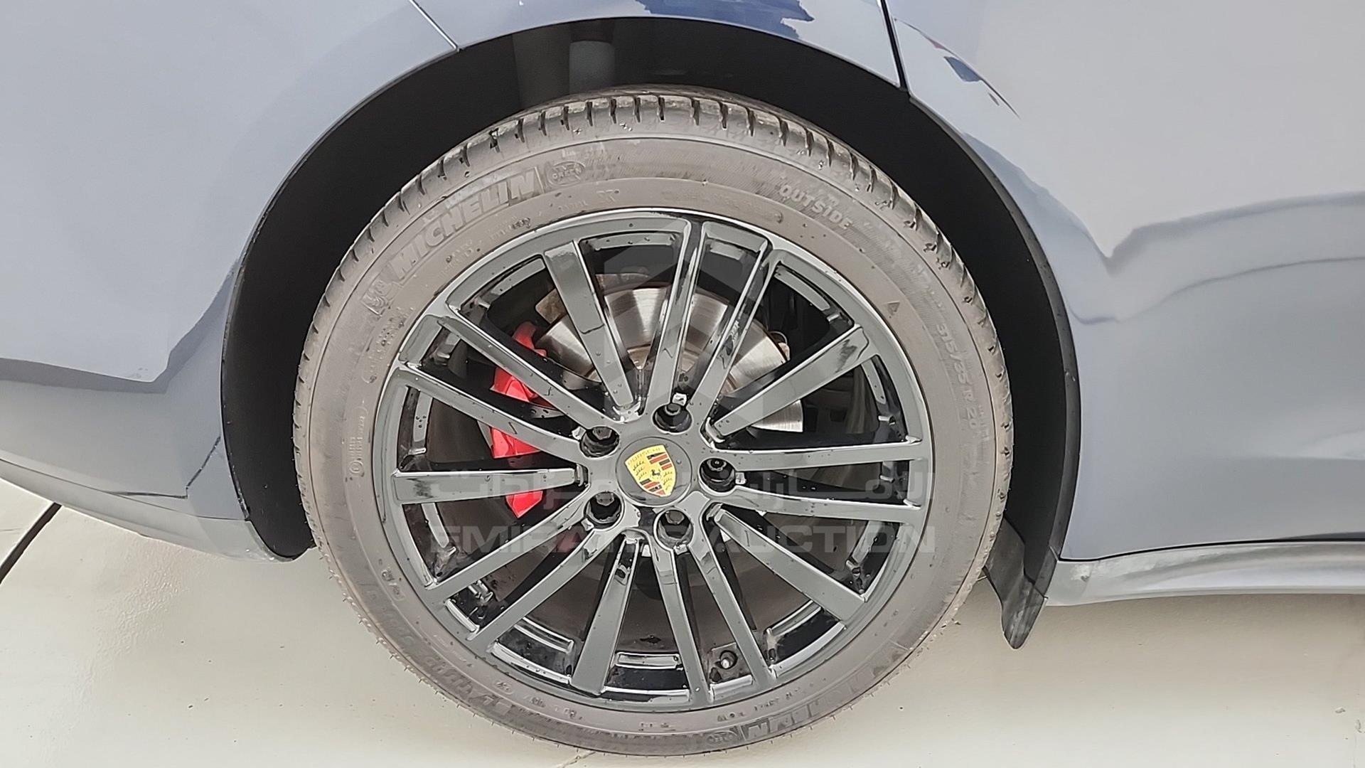 2018 PORSCHE PANAMERA VIN: WP0AA2979JL115676