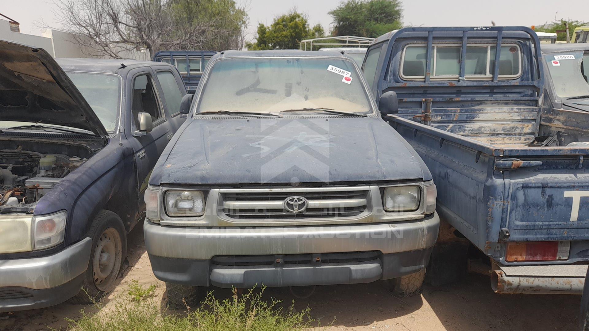 2001 TOYOTA HILUX VIN: JTFDE626810064352