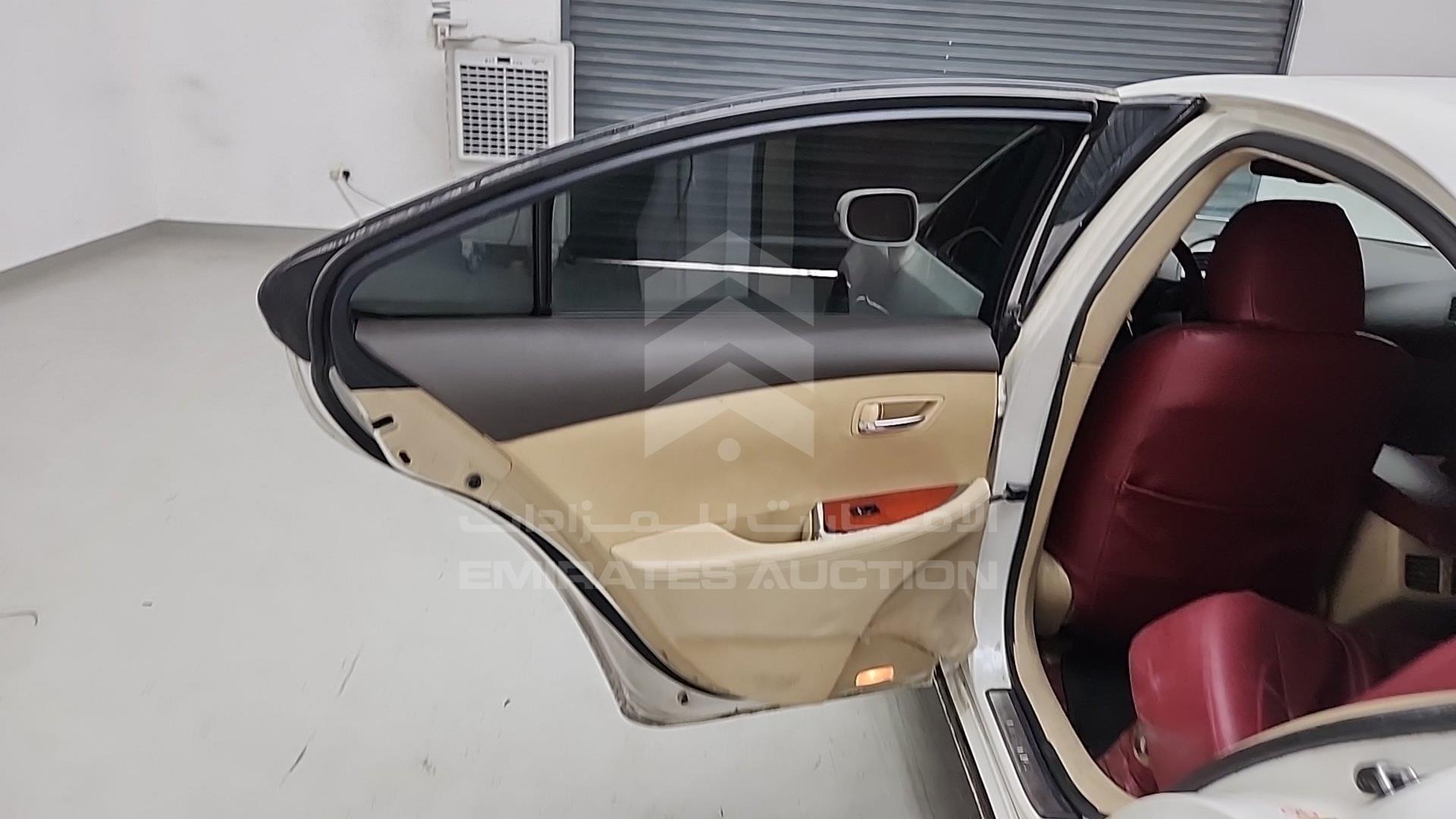 2011 LEXUS ES 350 VIN: JTHBK1EG1B2415770