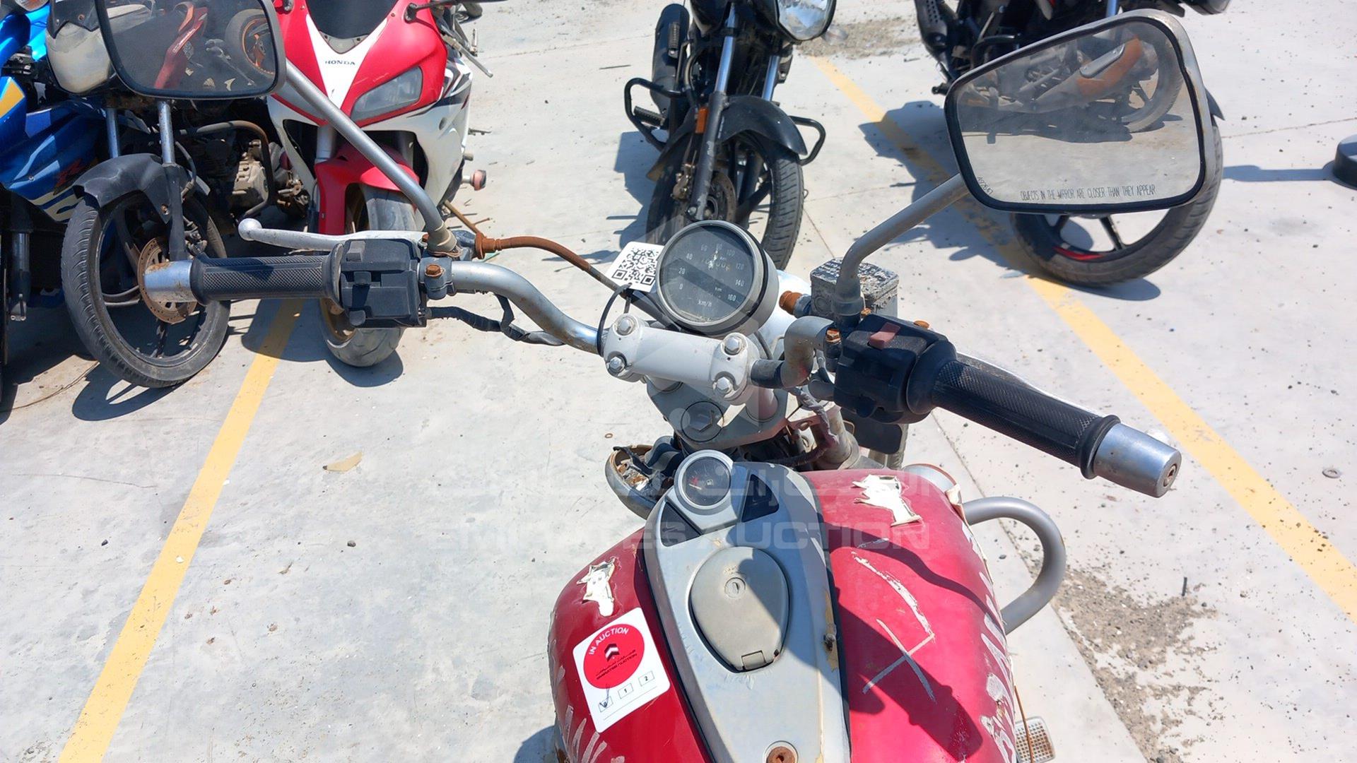 2010 BAJAJ 200 CC VIN: MD2DGJMZZTCA29508