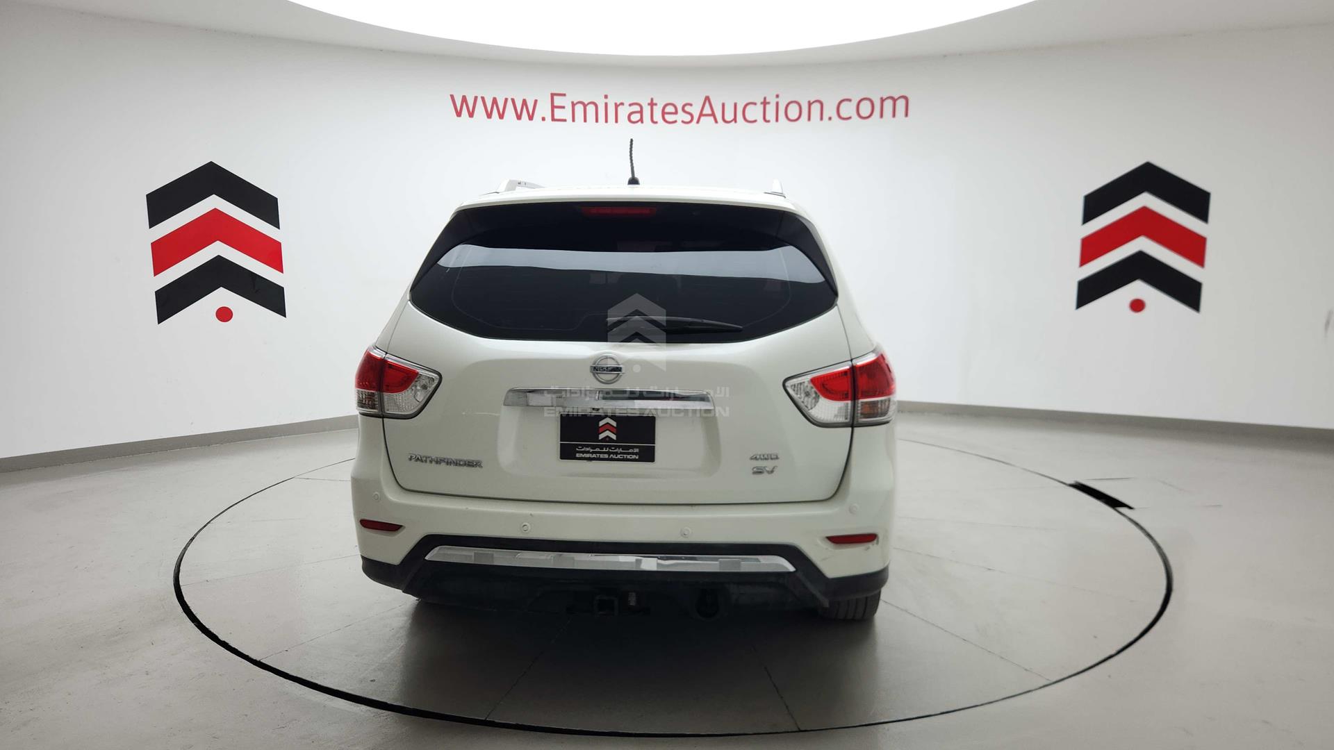 2015 NISSAN PATHFINDER VIN: 5N1AR2M52FC629449