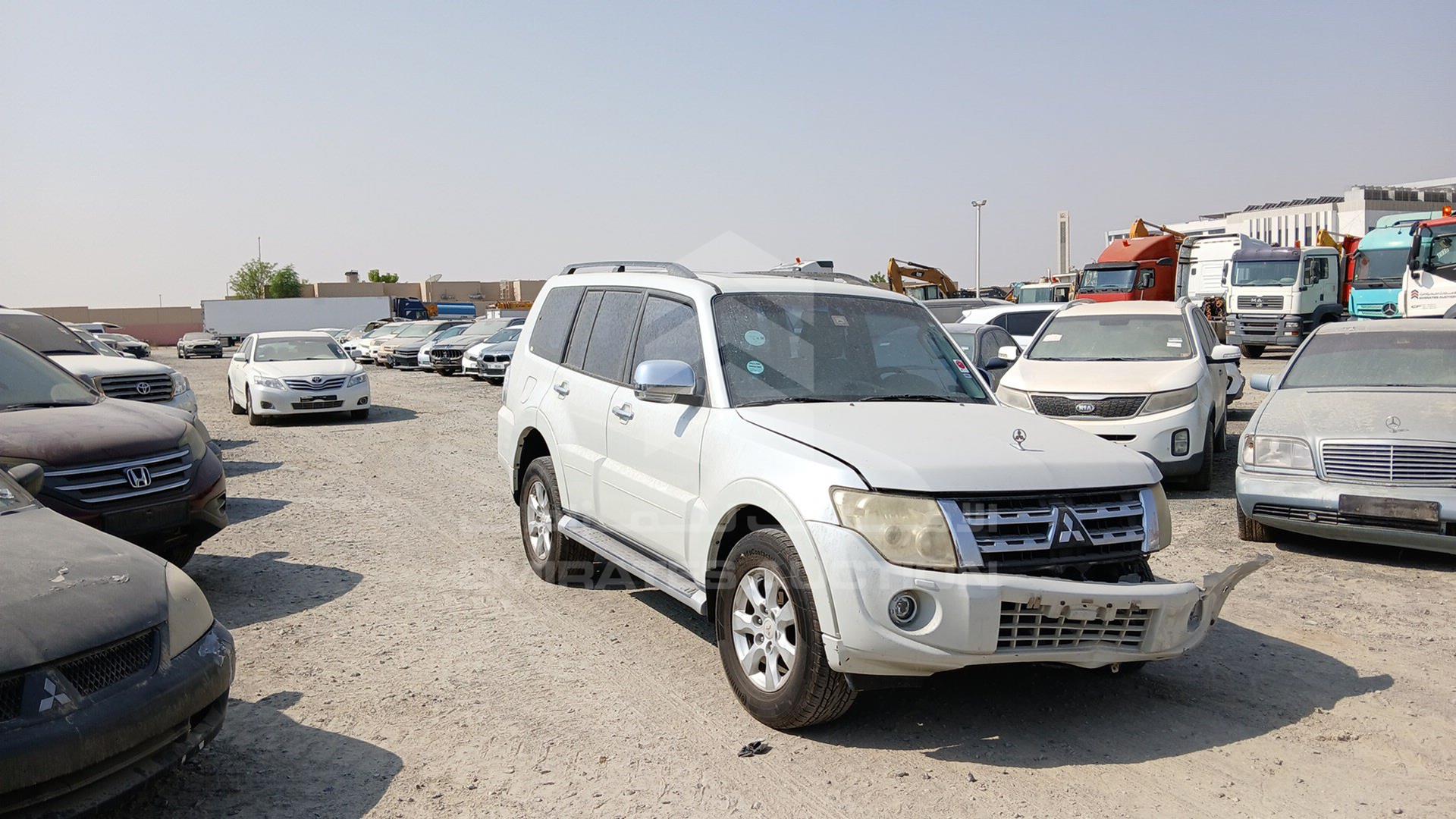 2013 MITSUBISHI PAJERO VIN: JMYLRV95WDJ706603