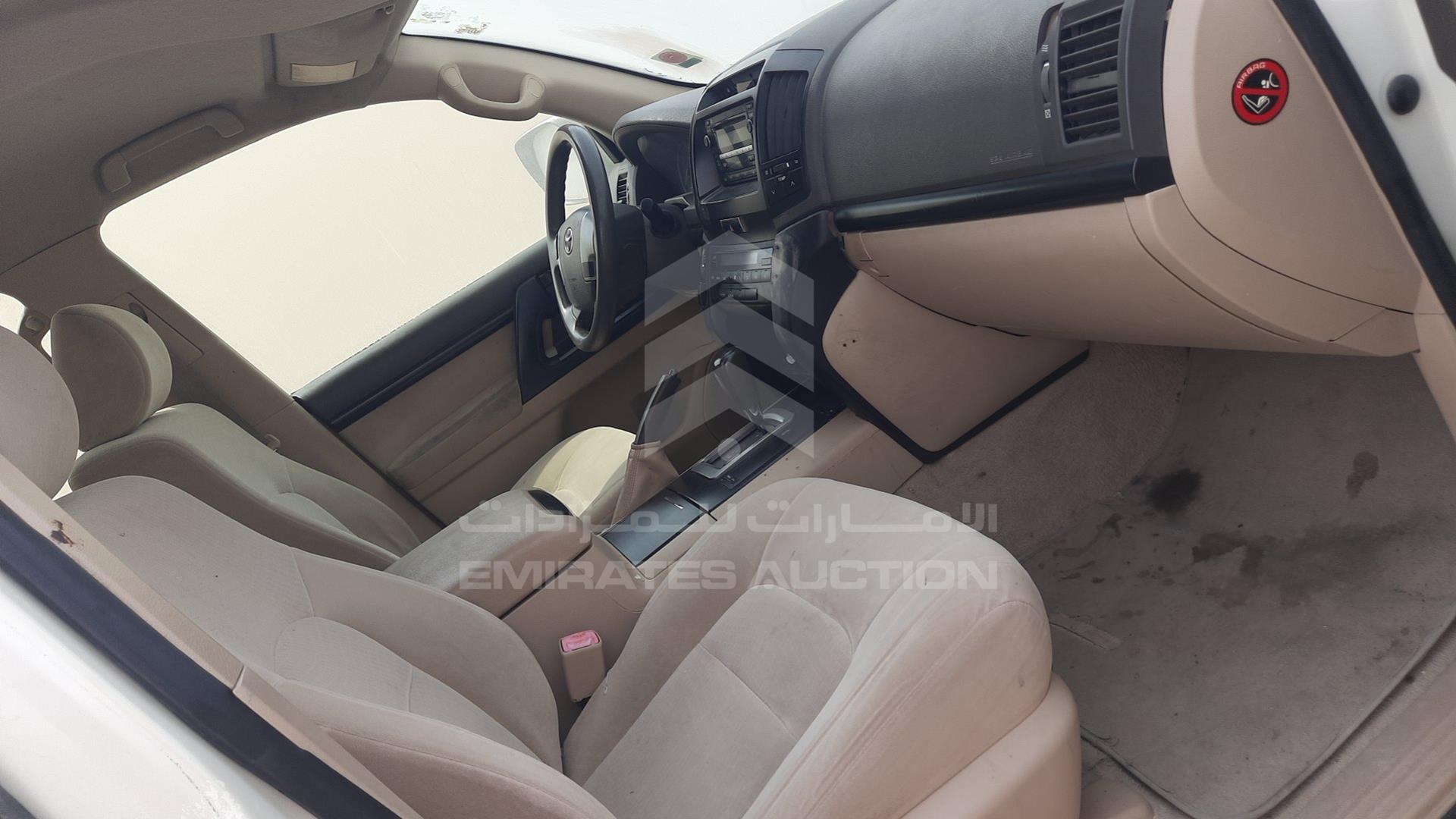 2014 TOYOTA LAND CRUISER VIN: JTMDU09J3E4094988