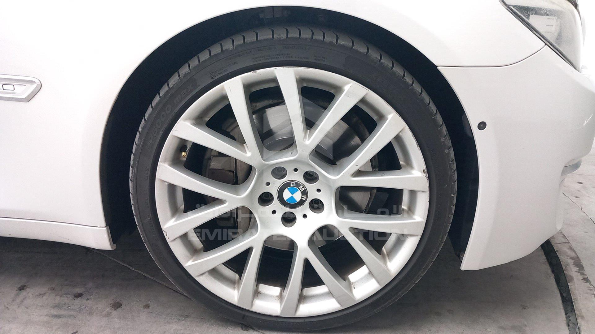 2013 BMW 750LI VIN: WBAYE8108DD145736