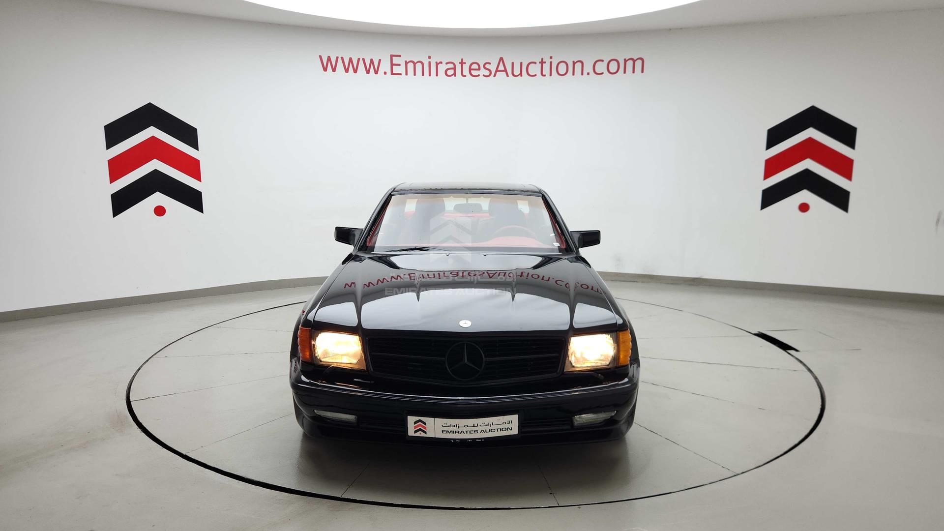 1989 MERCEDES 560 SEC VIN: WDBCA45E3KA487048