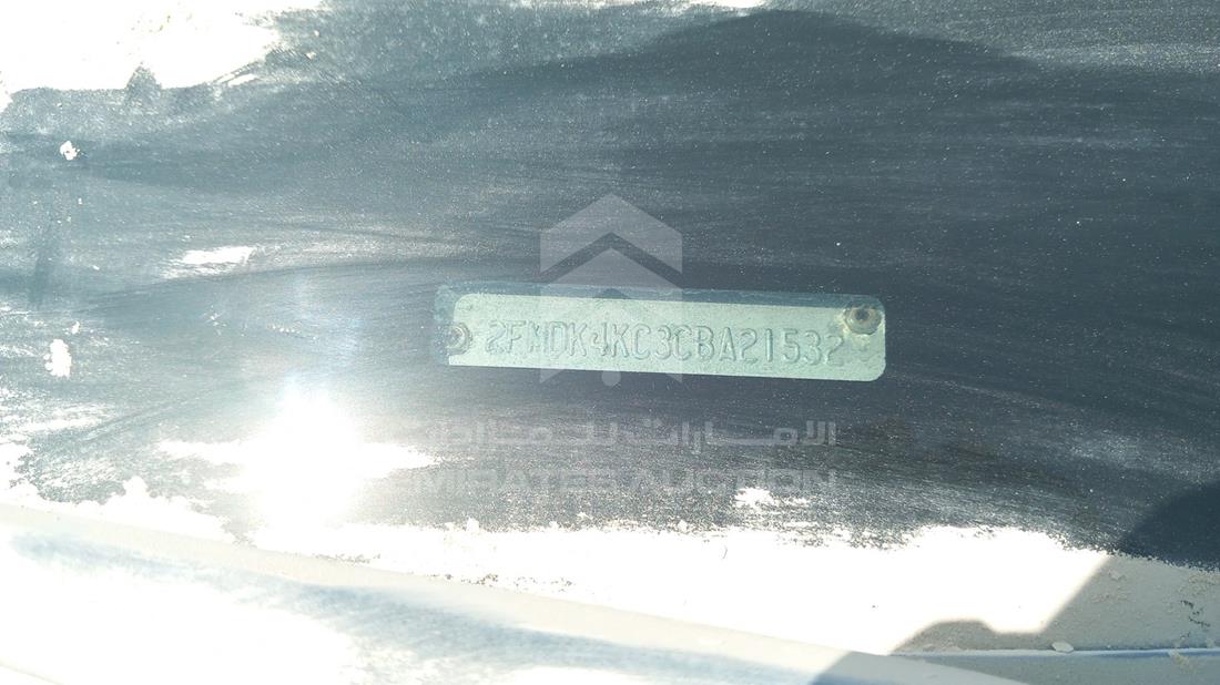 فورد ايدج 2012 — رقم الشاسيه على الهيكل — صورة 4