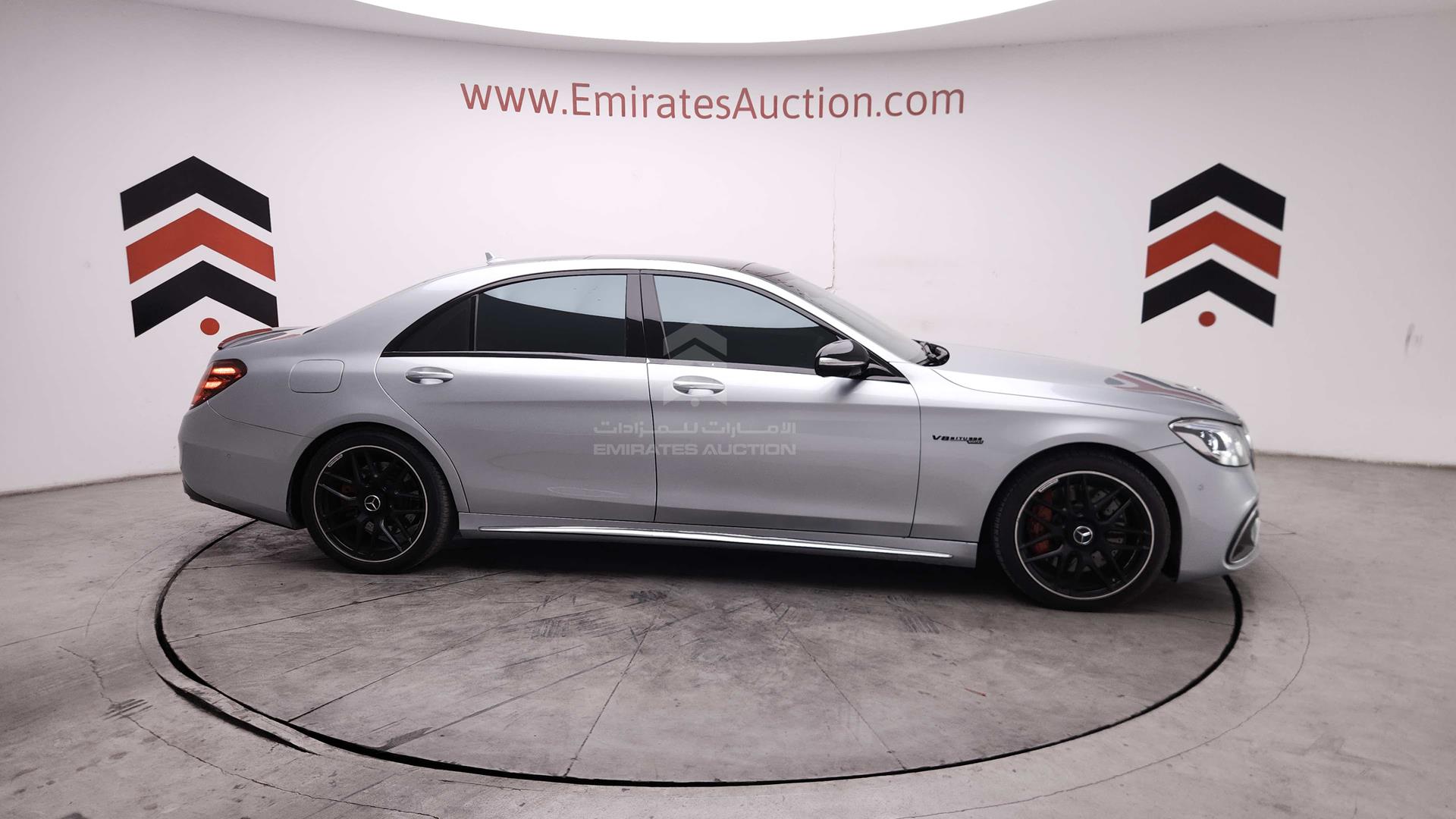 2014 MERCEDES S 63 AMG VIN: WDDUG7JB6EA001165