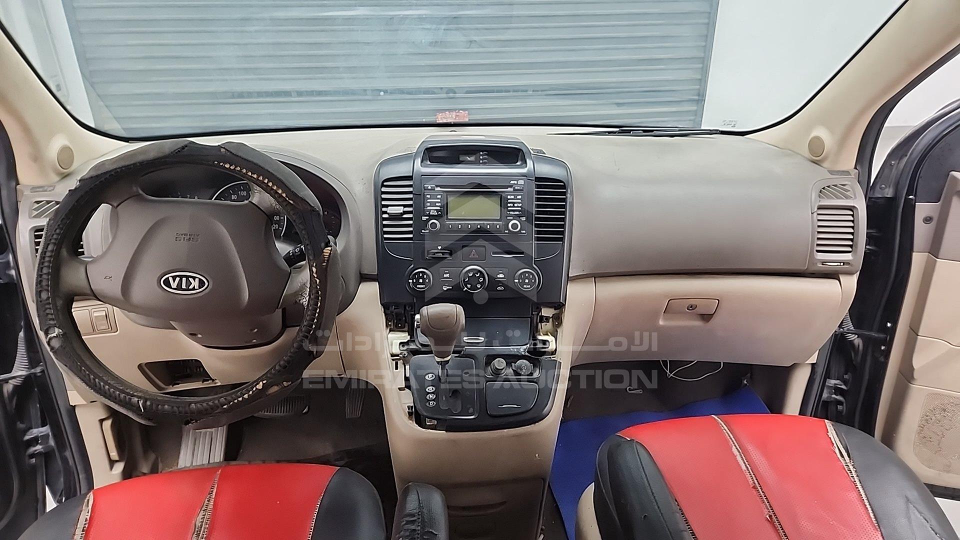 2009 KIA CARNIVAL VIN: KNAMB763296299018