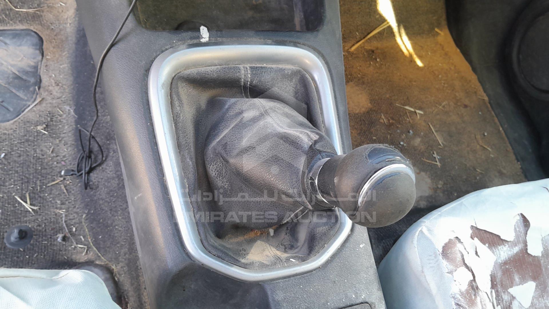 0 TOYOTA HILUX VIN: MR0HX8CD100881708