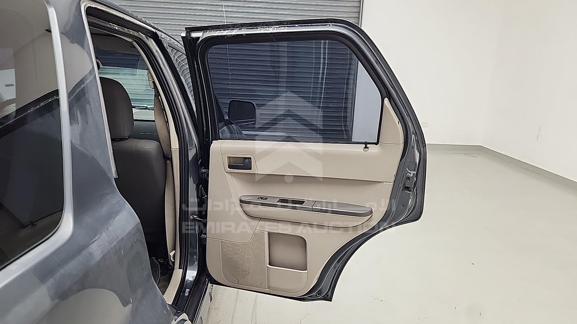 2009 FORD ESCAPE VIN: 1FMCU92G39KA23060