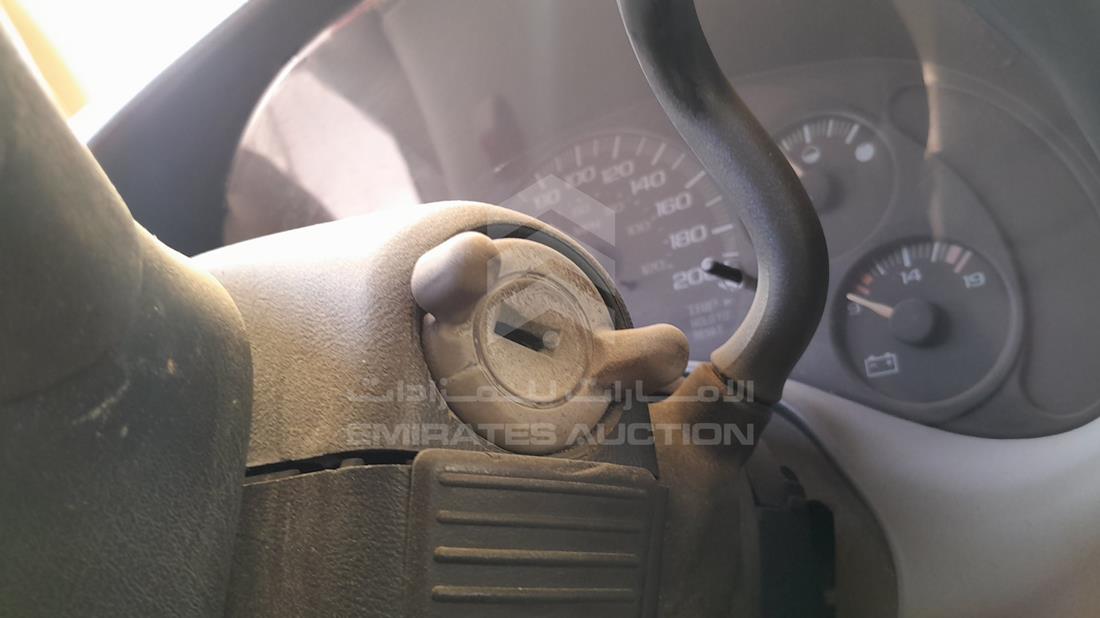 2000 GMC 2500 — Keys — Photo 4