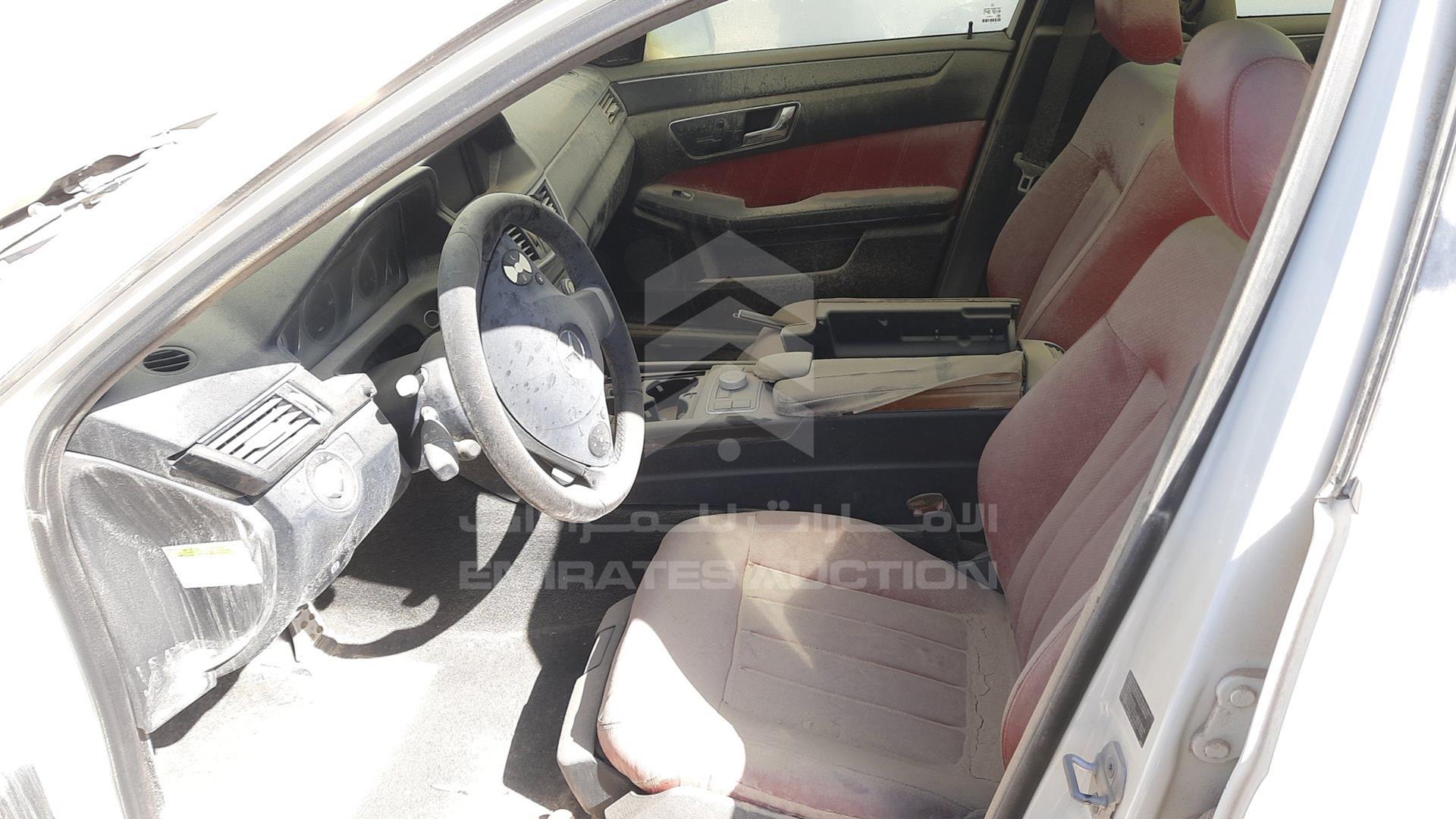 2010 MERCEDES E 550 VIN: WDDHF7CBXAA029143