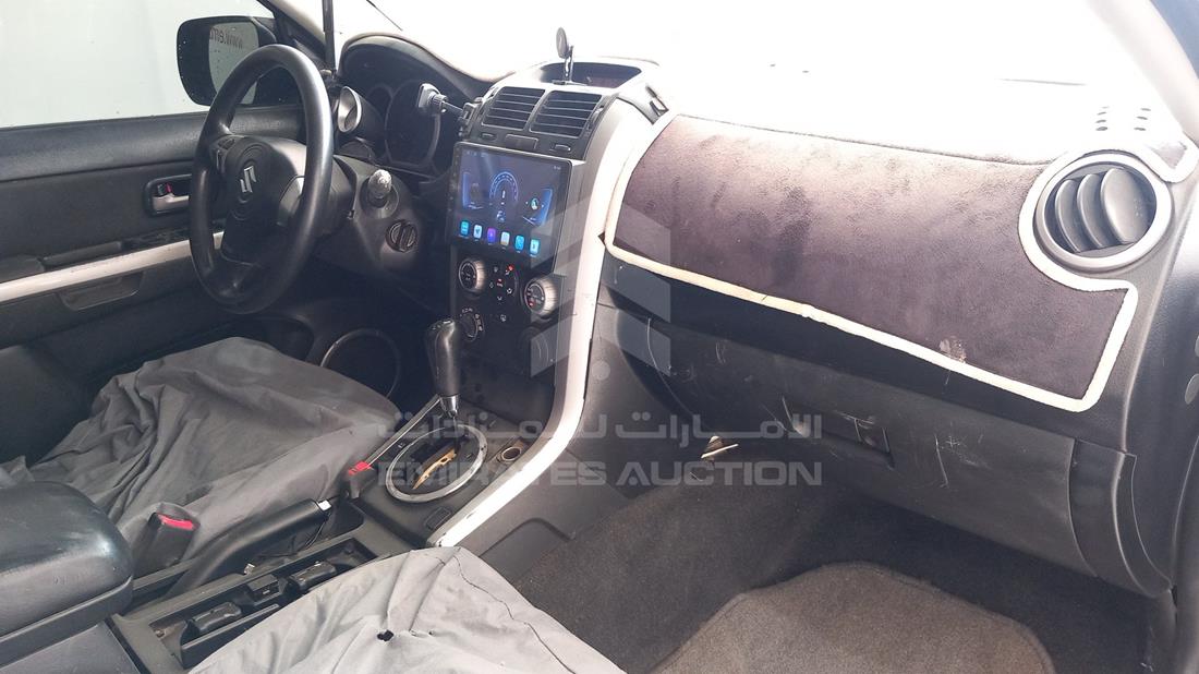 2007 Suzuki Grand Vitara — Front Right Passenger Dashboard View — Photo 23