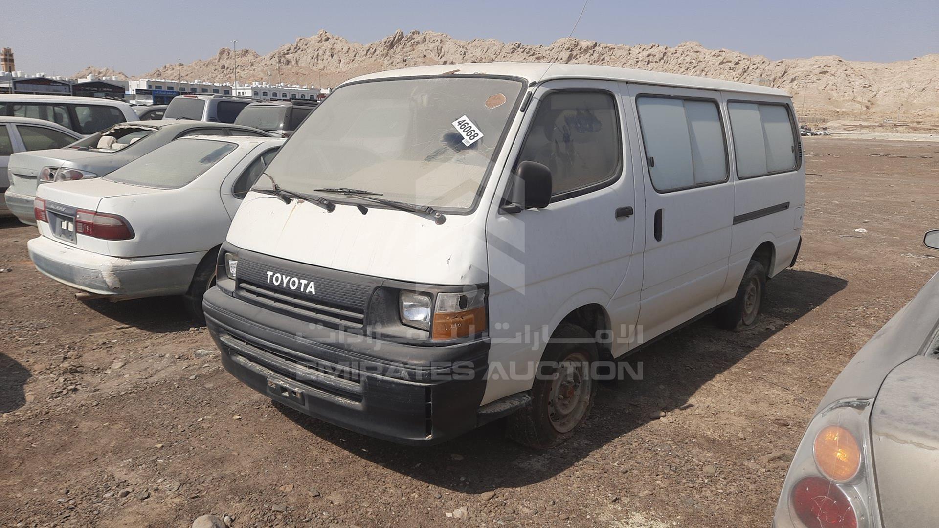 1993 TOYOTA HIACE VIN: RZH1120020535