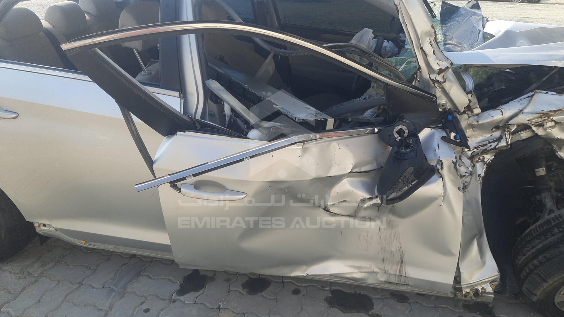 2016 HYUNDAI SONATA VIN: 5NPE34AF4GH278176
