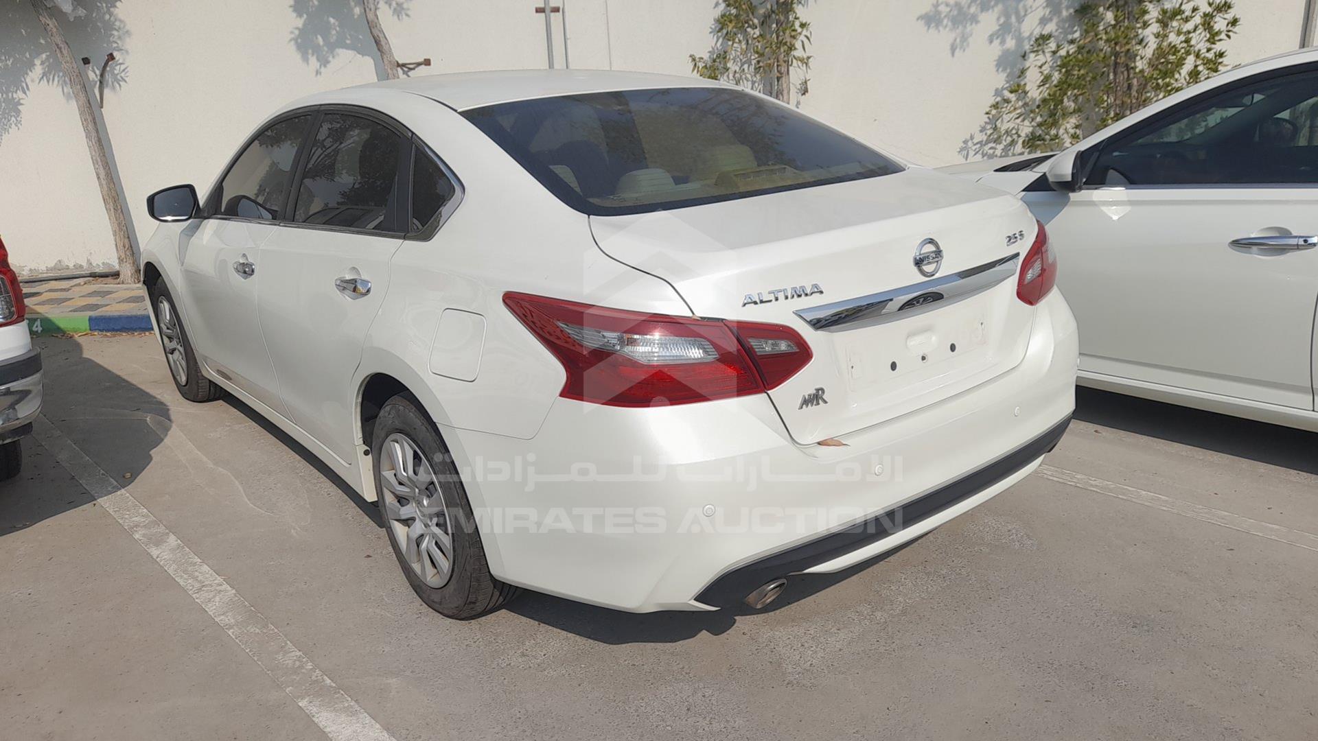 2018 NISSAN ALTIMA VIN: 1N4AL3A90JC273794