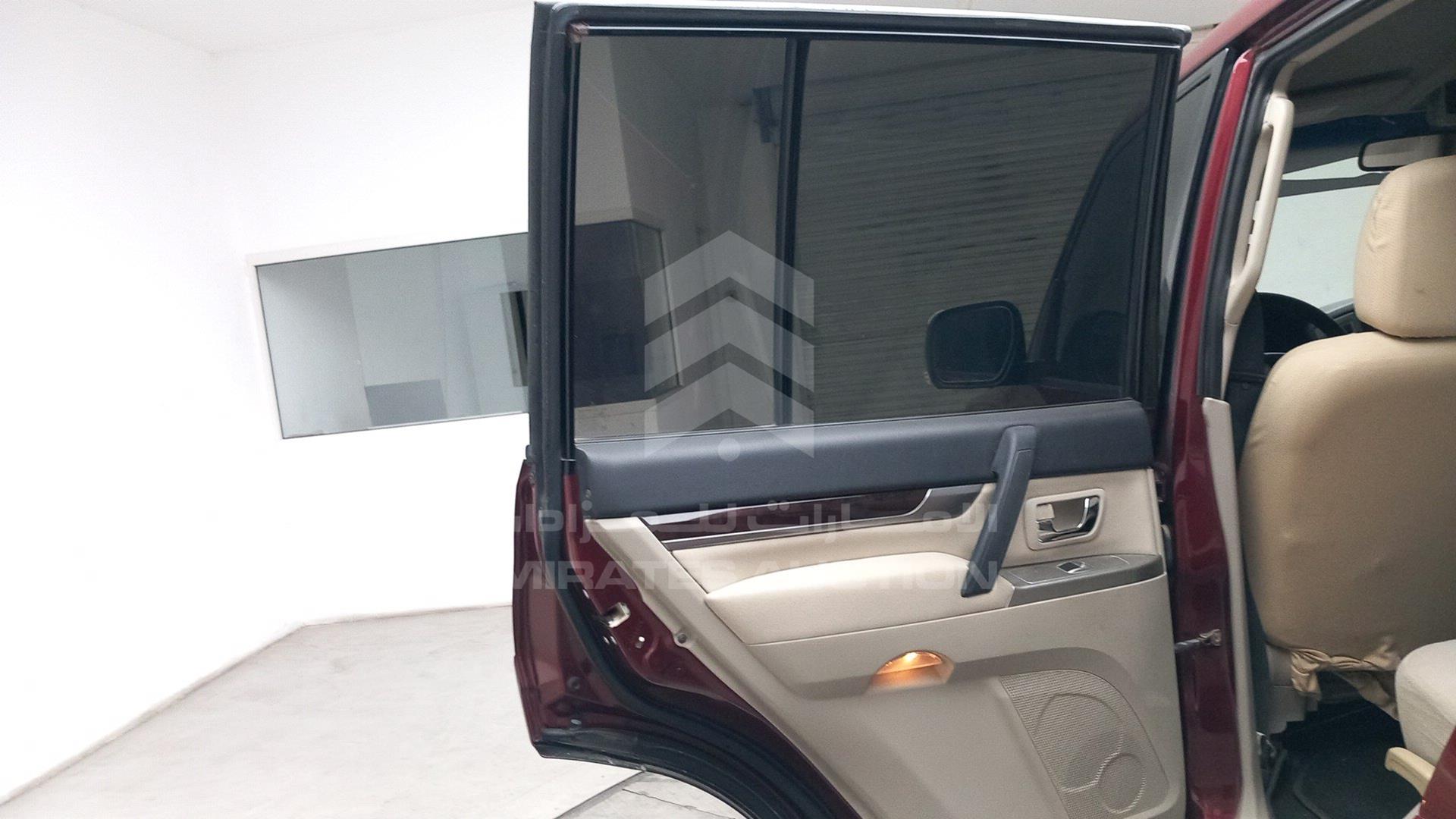 2016 MITSUBISHI PAJERO VIN: JMYLYV95WGJ706933