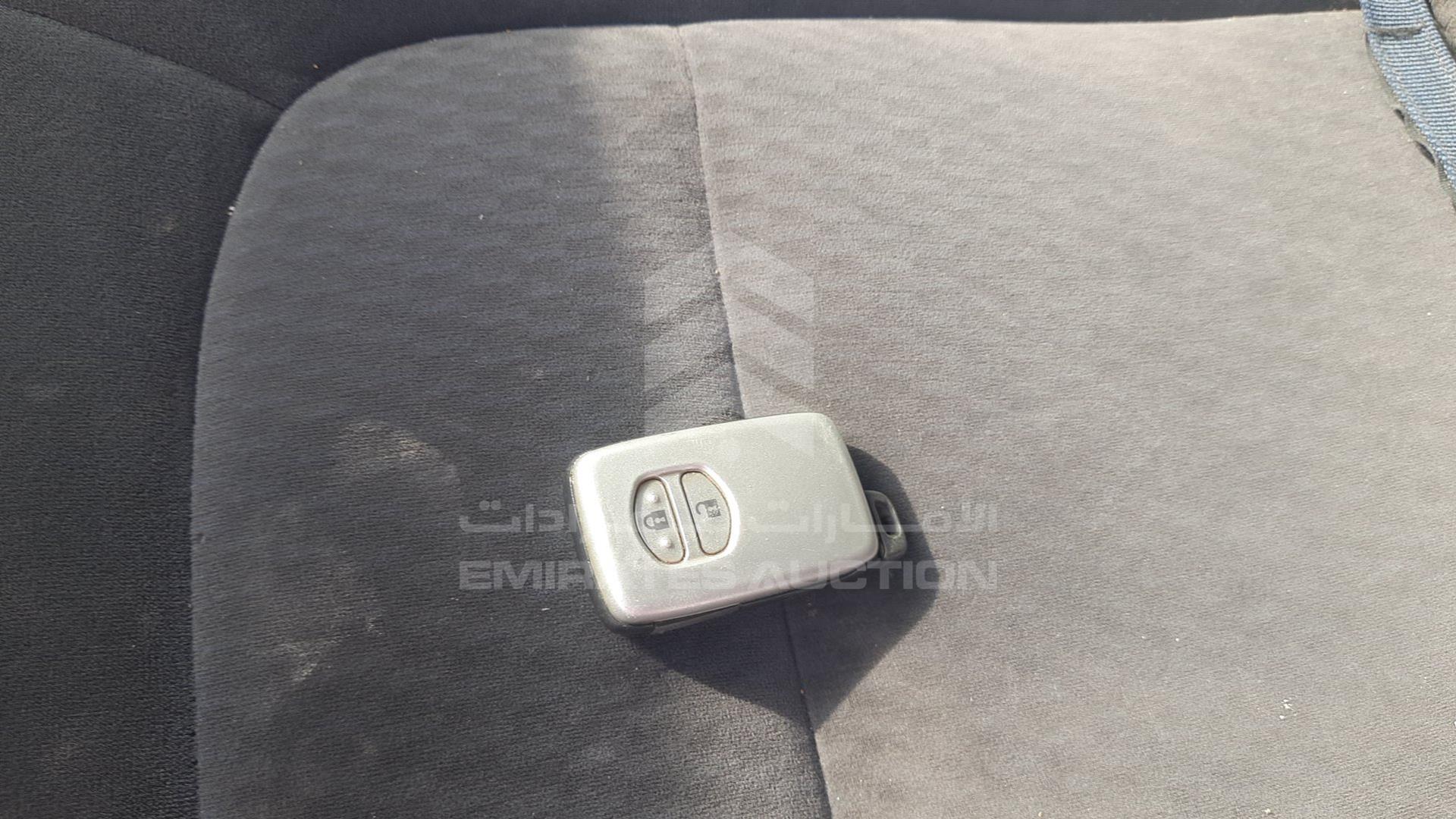 2012 TOYOTA LAND CRUISER VIN: JTMDU09J7C4052921