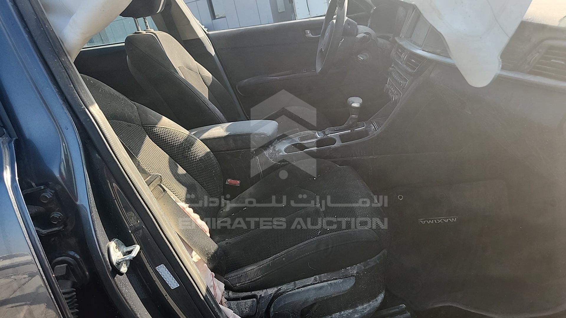 2020 KIA OPTIMA VIN: 5XXGT4L36LG385540
