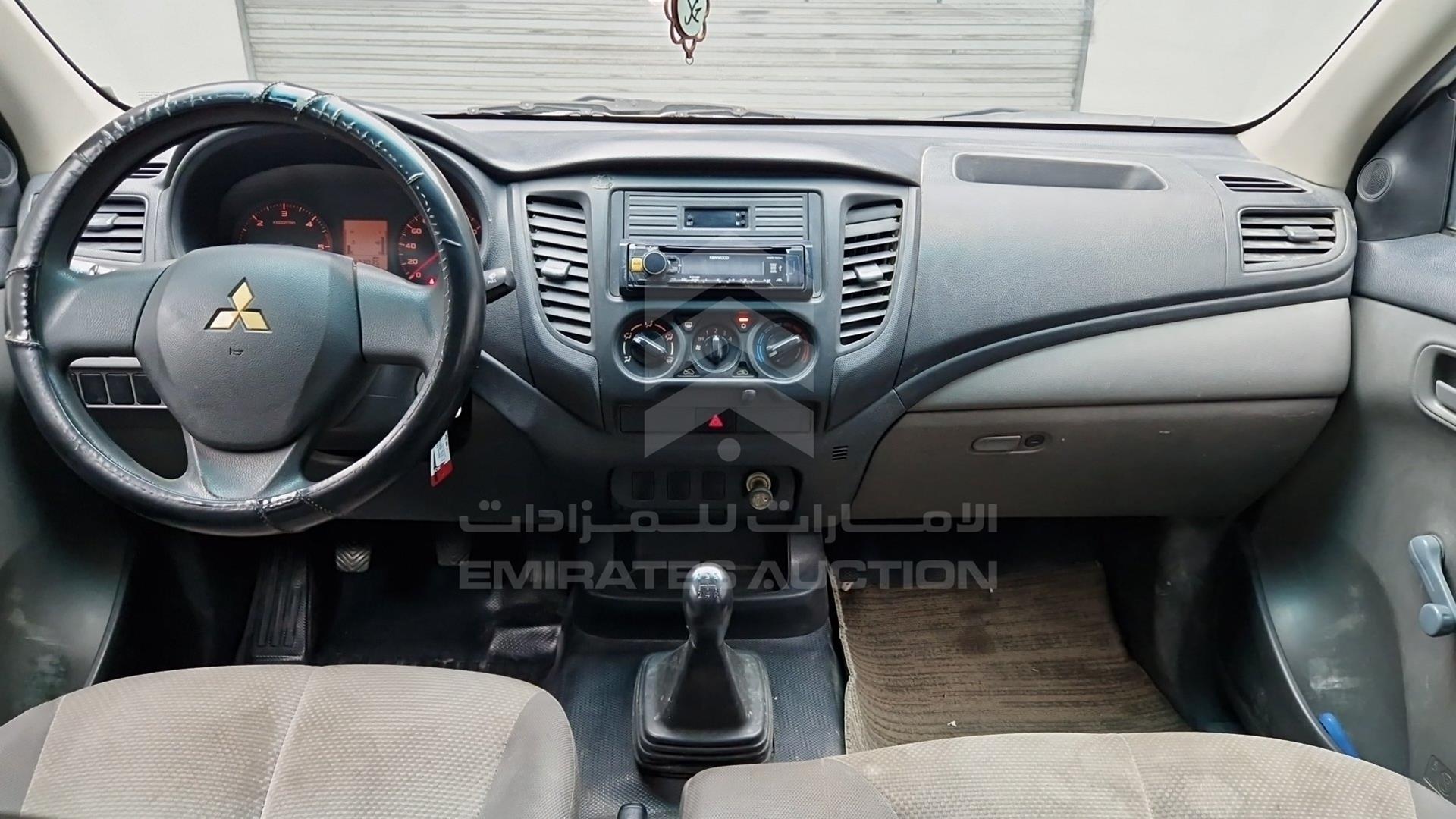 2016 MITSUBISHI L 200 VIN: MMBJNKJ30GH045384