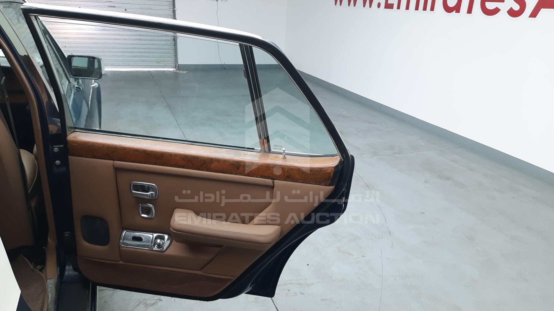 1987 ROLLS-ROYCE SILVER SPUR VIN: SCAZS0004HCX21487