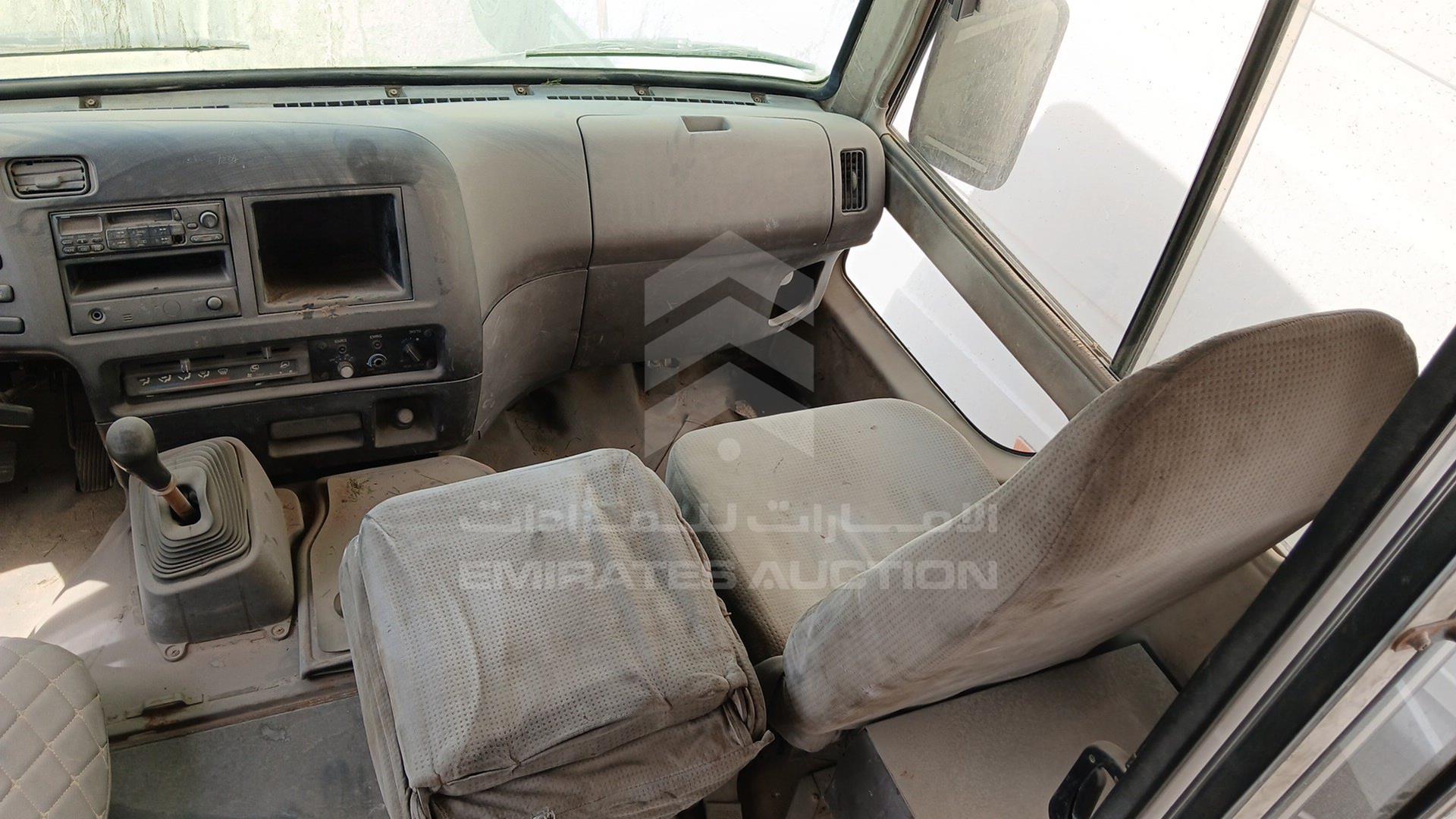 2005 MITSUBISHI ROSA VIN: JL5B3G6P65PD02516