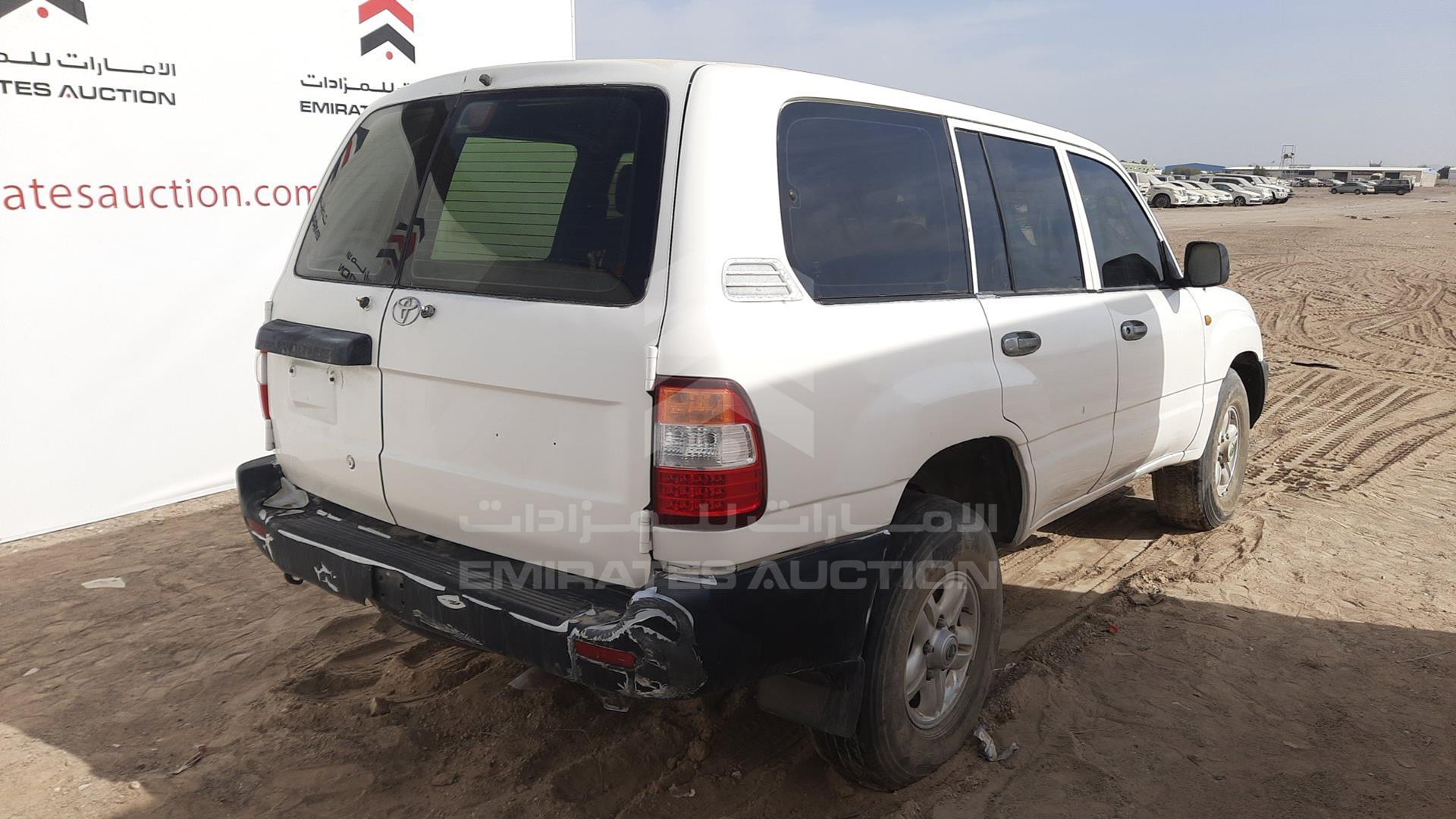 2001 TOYOTA LAND CRUISER VIN: JTGHJ01J313000908