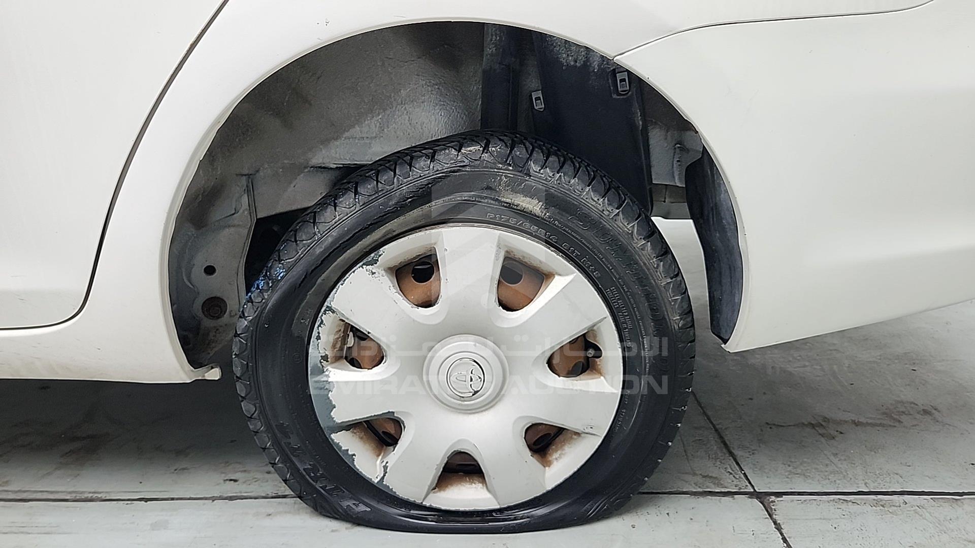 2008 TOYOTA YARIS VIN: JTDBW923X84010154