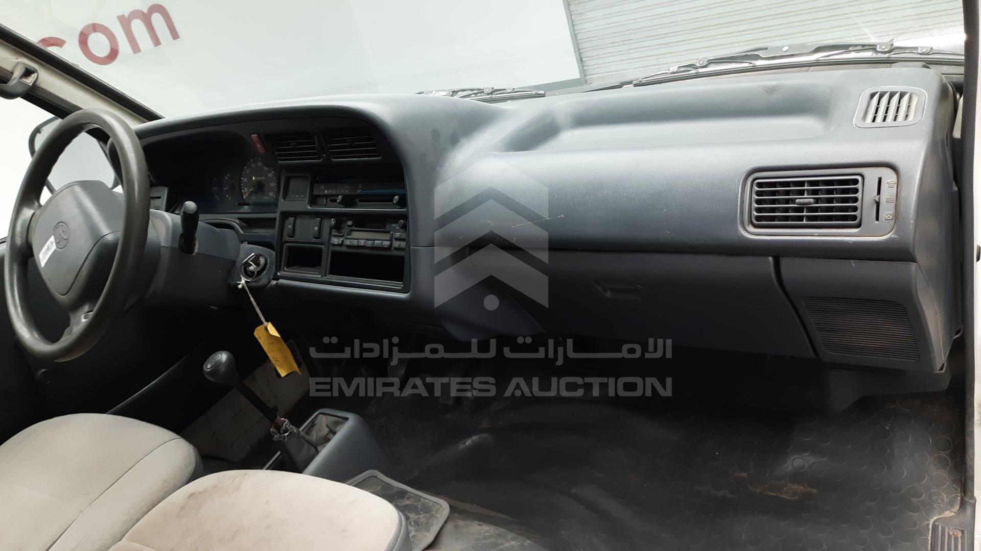 2003 TOYOTA HIACE VIN: JTCFR119537009974