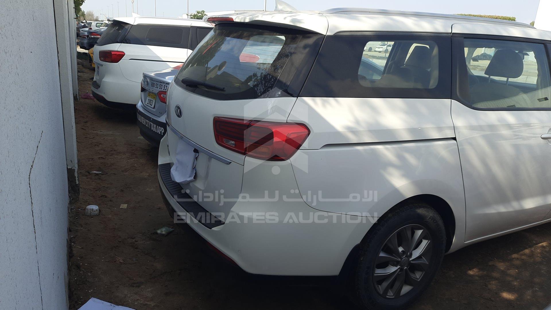 2020 KIA CARNIVAL VIN: KNAMB8125L6645493