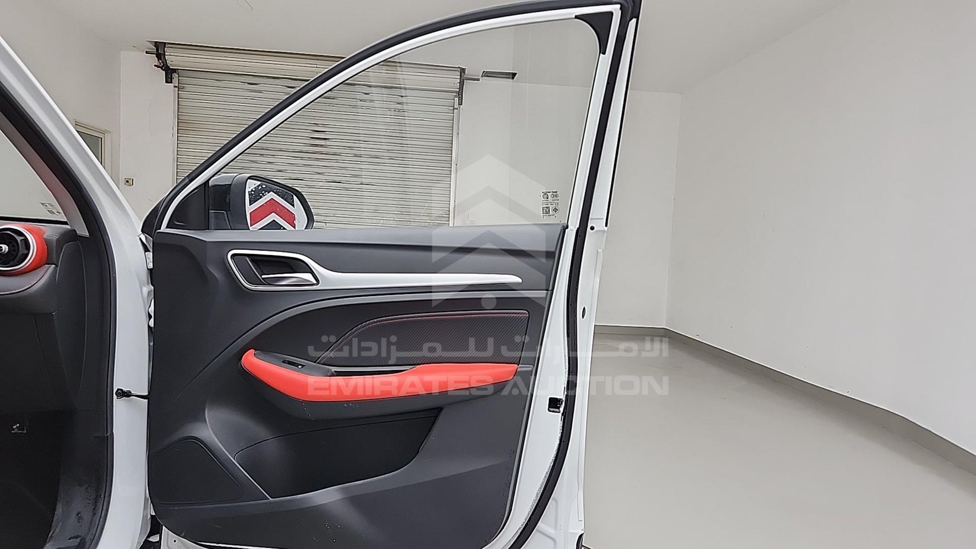 2023 MG ZS VIN: LSJW74C99PZ035843