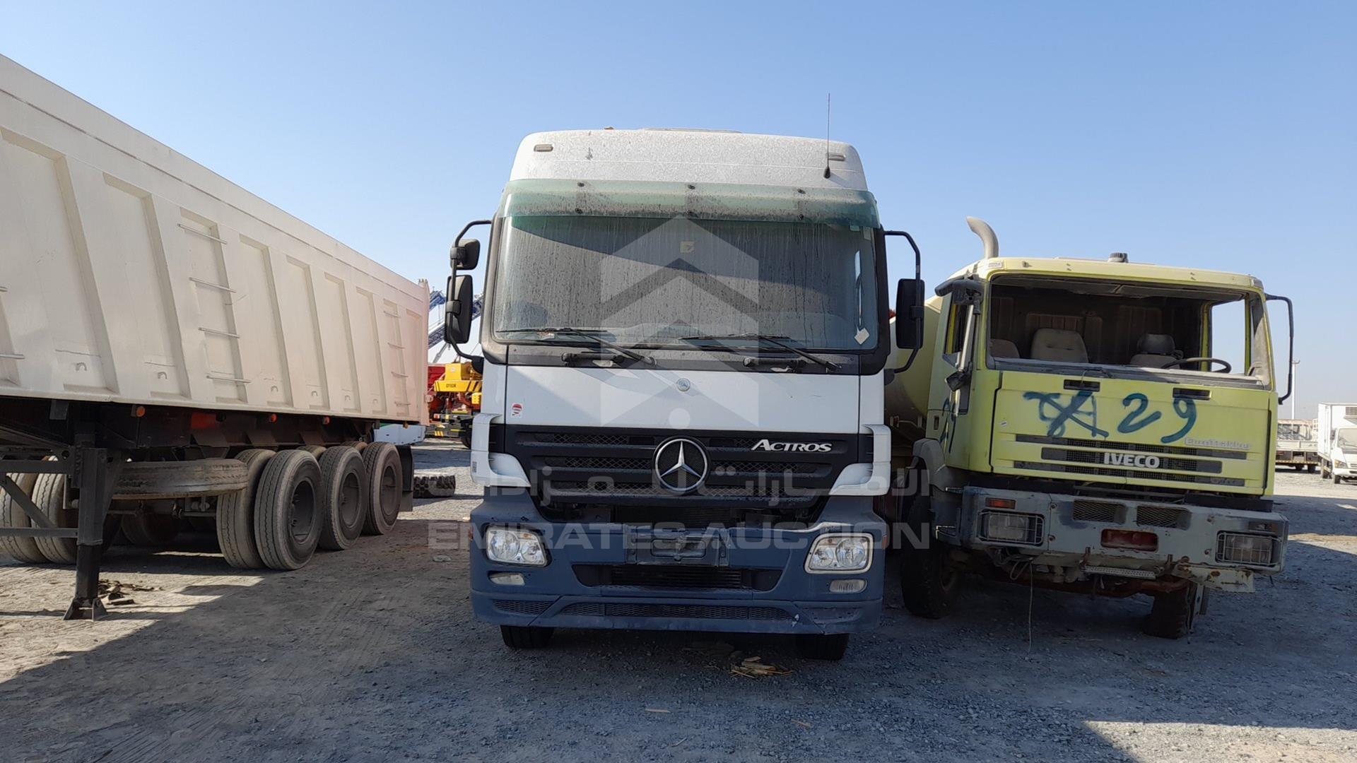 2008 MERCEDES ACTROS VIN: WDAKHCAA18L280325