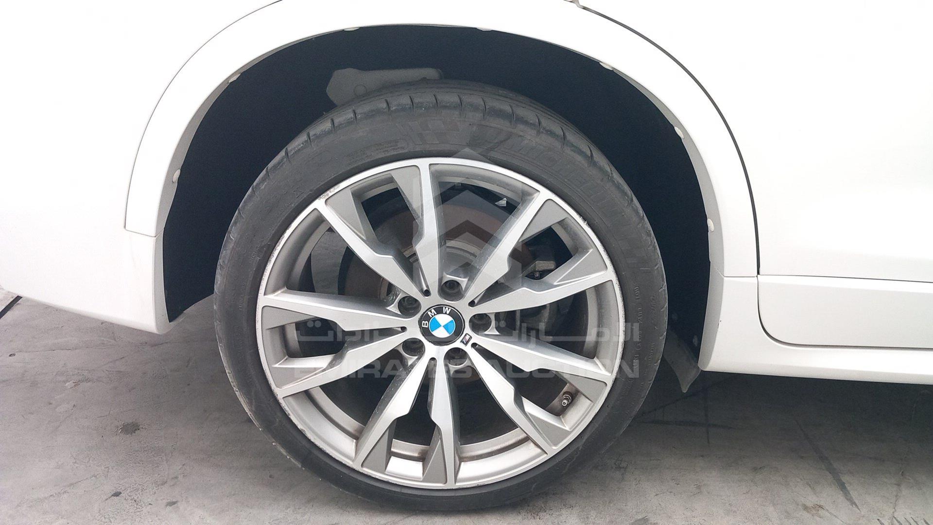 2018 BMW X4 VIN: WBAXW7102J0Y57164