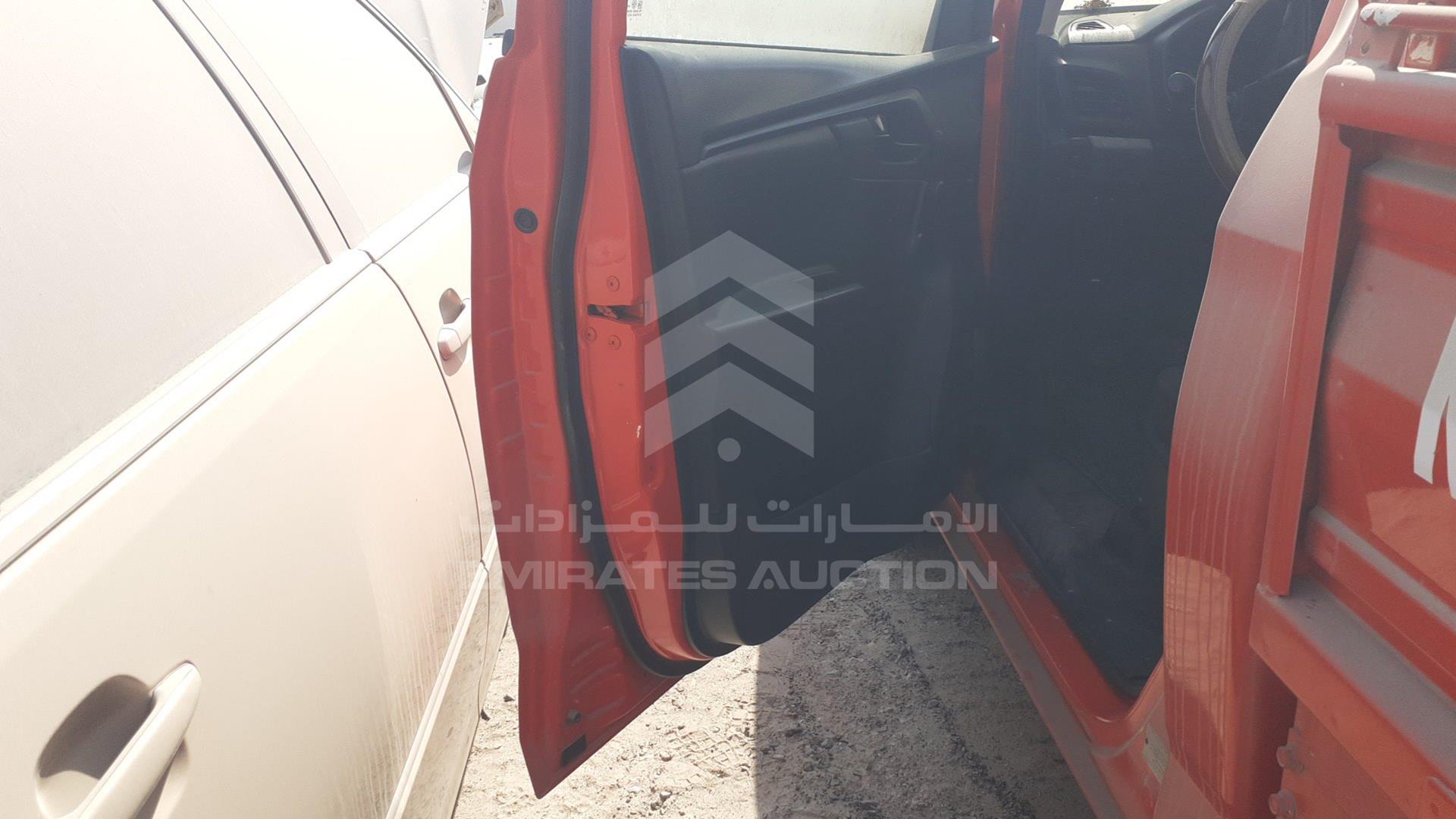 2022 ISUZU PICK UP VIN: MPAEL397XNT005489