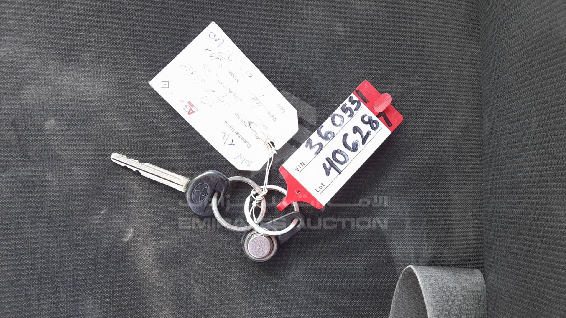 2020 TOYOTA HILUX VIN: MR0CX9CB9L3960531