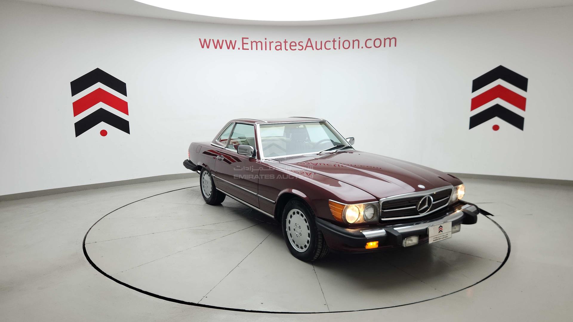 1987 MERCEDES SL 560 VIN: WDBBA48DXHA062949