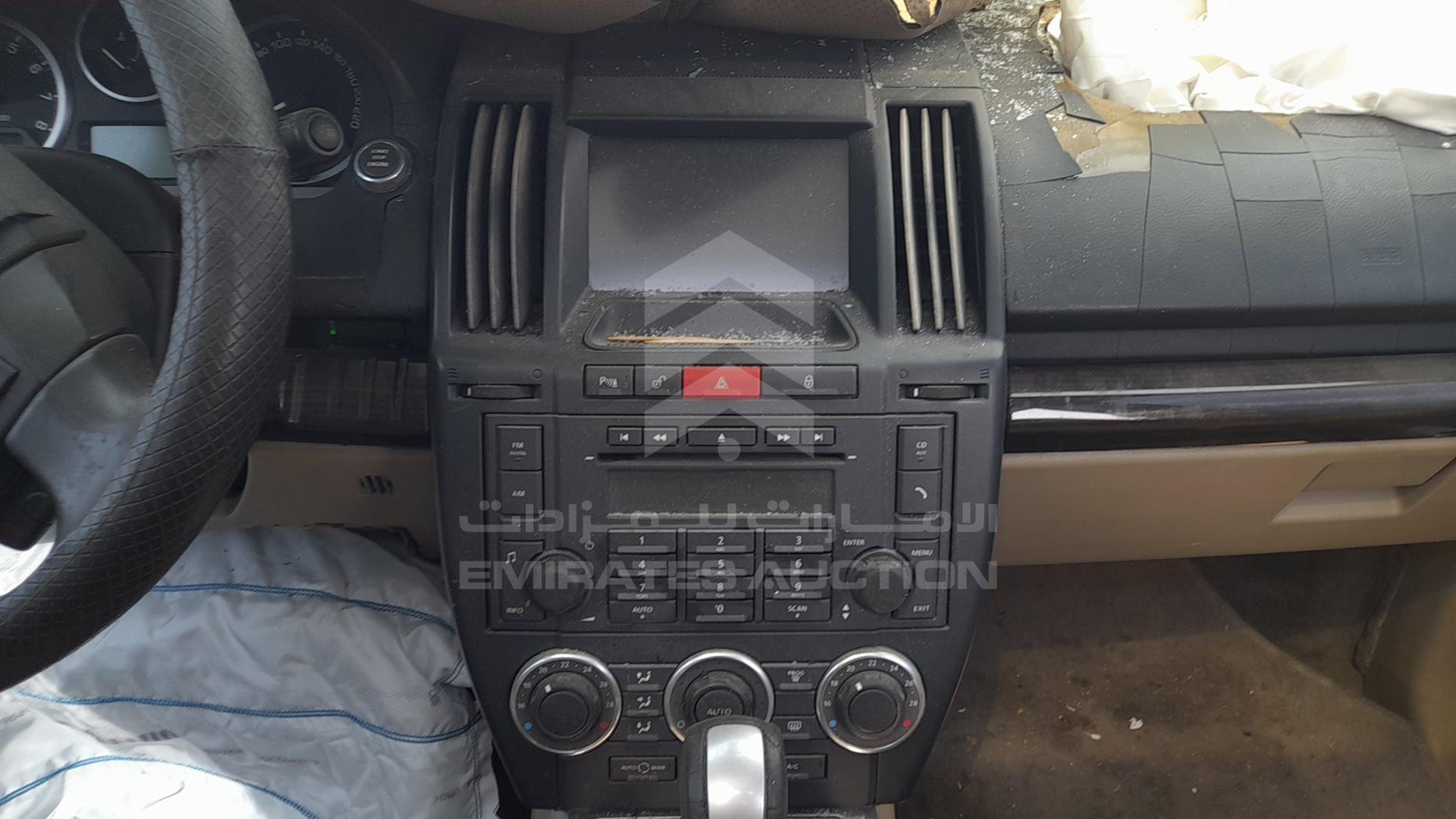2011 LAND ROVER LR 2 VIN: SALFA2BA9BH268955