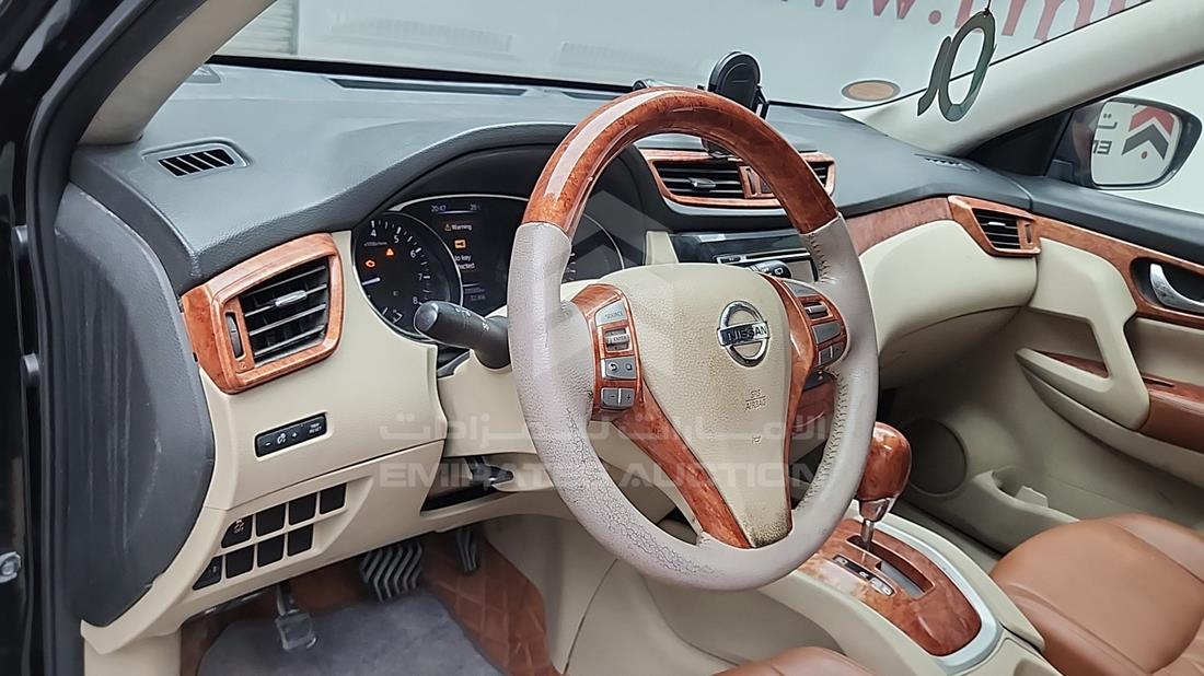 2016 Nissan X-Trail — Front Left Driver Dashboard View — Photo 11