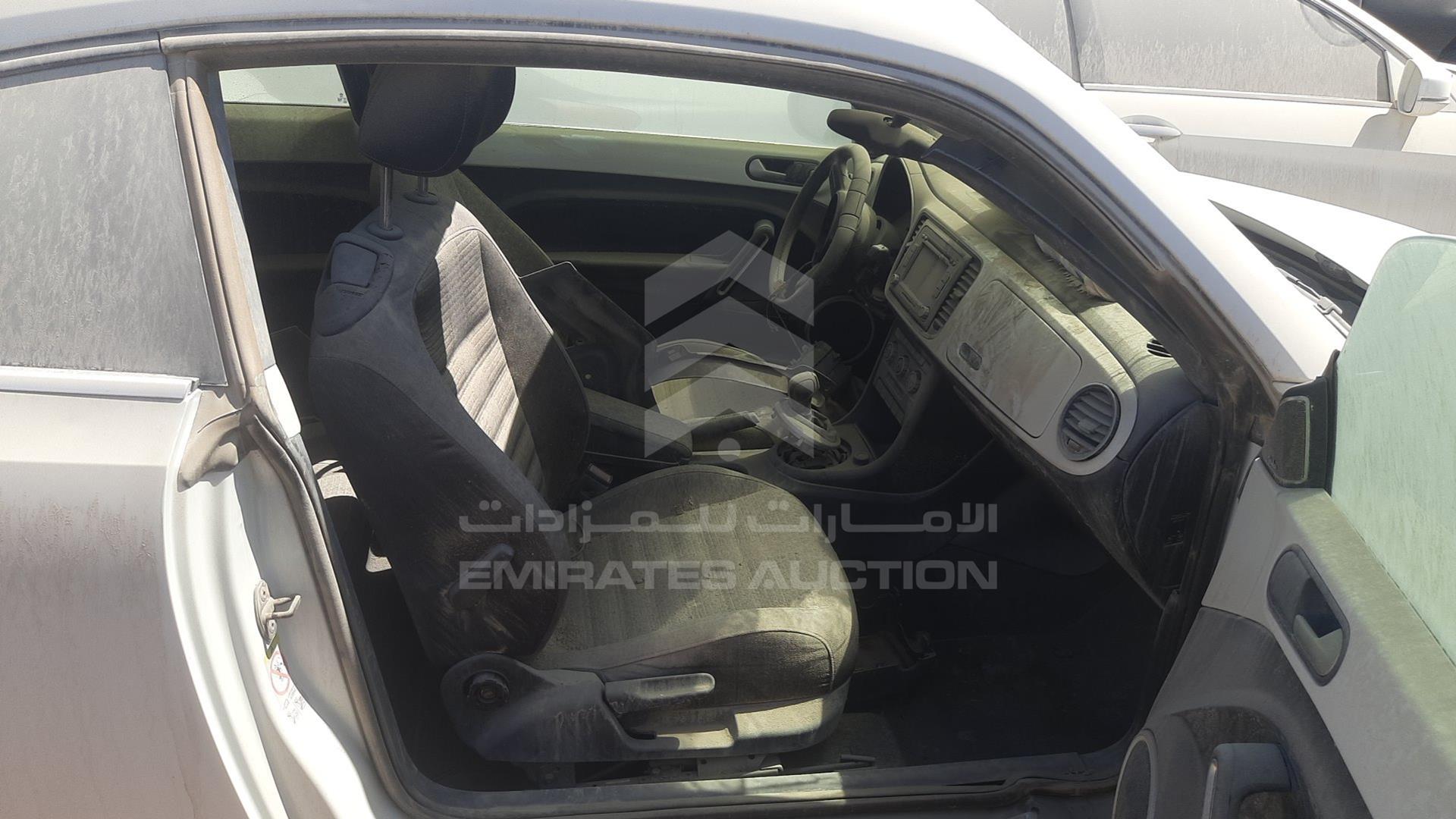 2015 VOLKSWAGEN BEETLE VIN: WVWBF6ATXFM600075