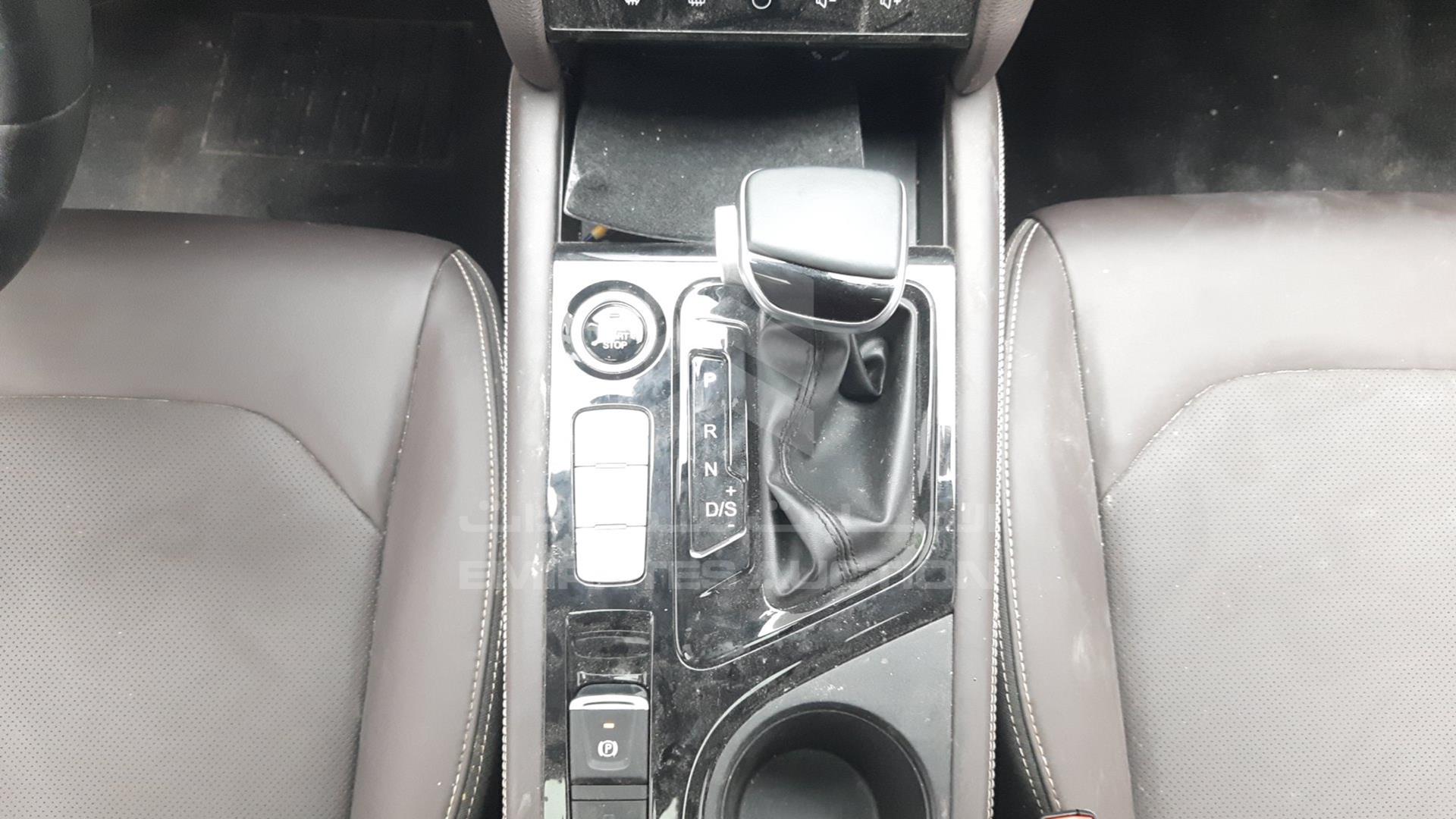 2023 JAC J7 VIN: LJ12FKT38P4002862