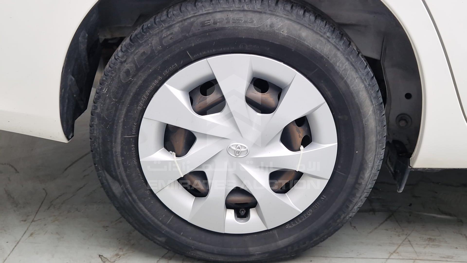 2020 TOYOTA YARIS VIN: MHFB29F36L2108452