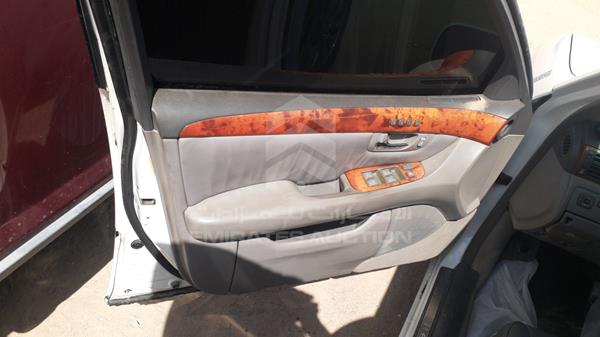 Lexus LS 430 2002 JTHBN30F120087151 Image 3