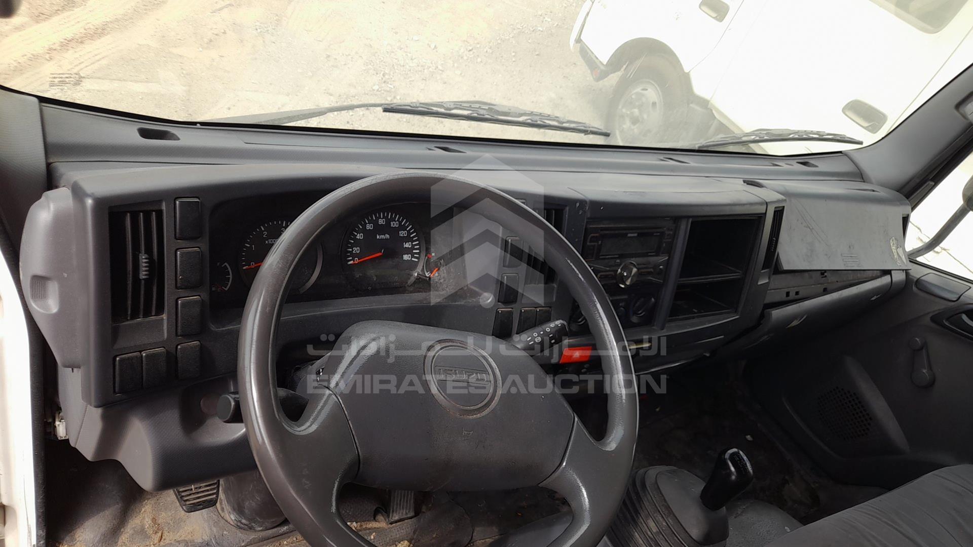 2017 ISUZU NPR VIN: JAAKP34H8H7P10859