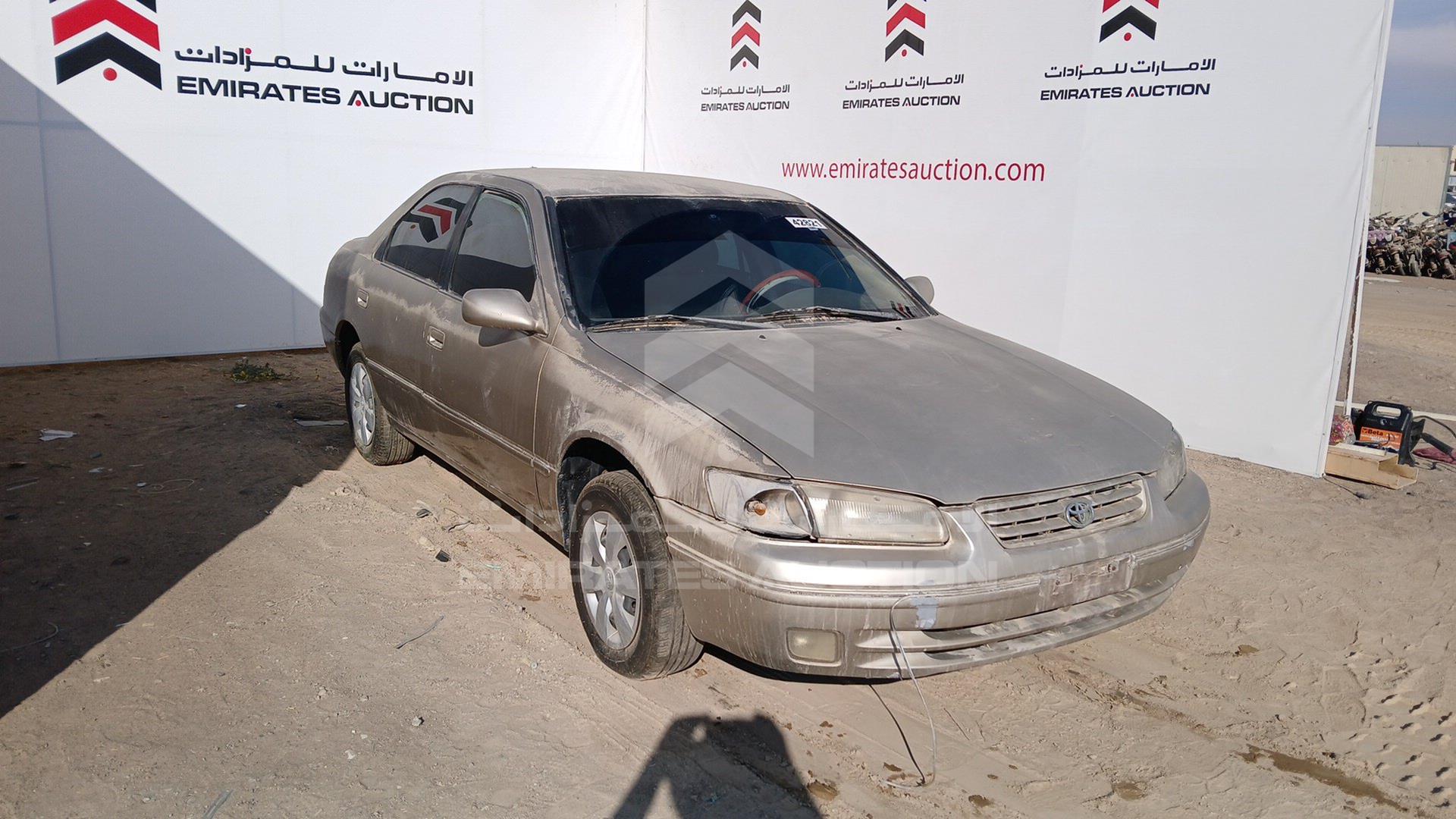1999 TOYOTA CAMRY VIN: 4T1BG22K5XU426490