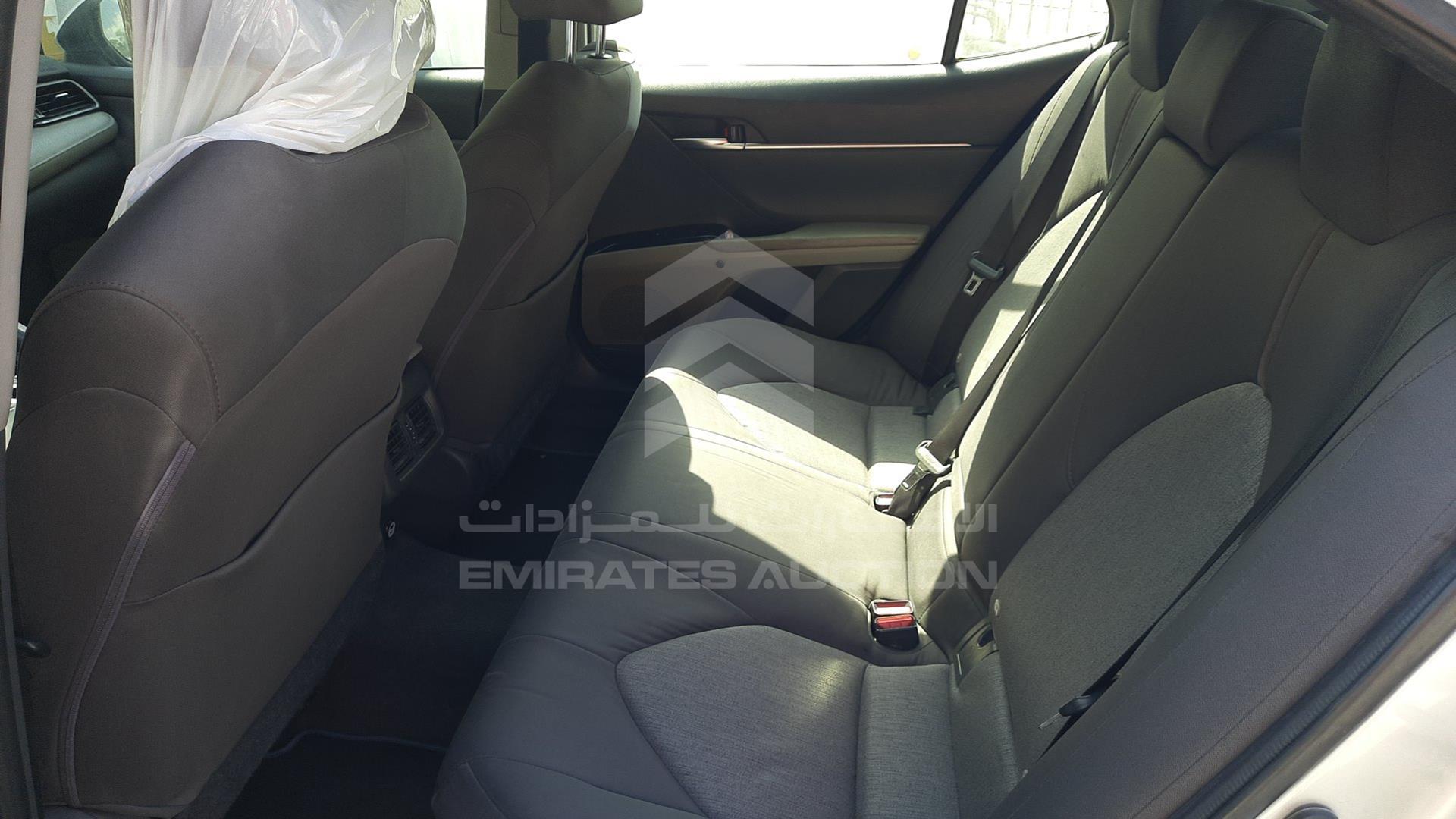 2019 TOYOTA CAMRY VIN: JTNB29HK4K3027180