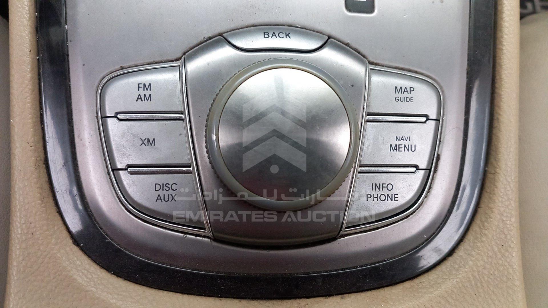 2011 HYUNDAI GENESIS VIN: KMHGC4DF3BU124072