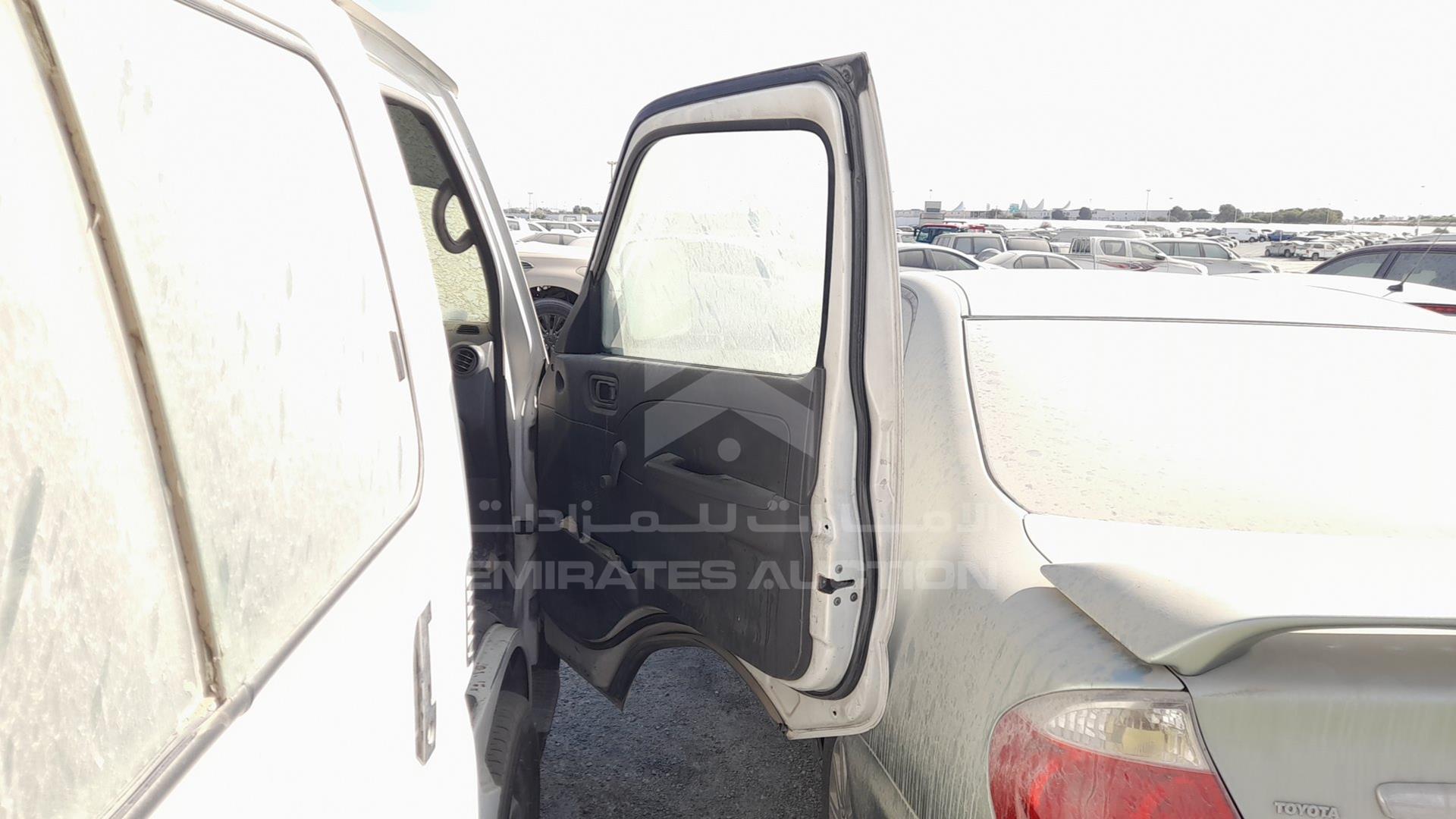 2004 NISSAN URVAN VIN: JN6FE54S64X415452