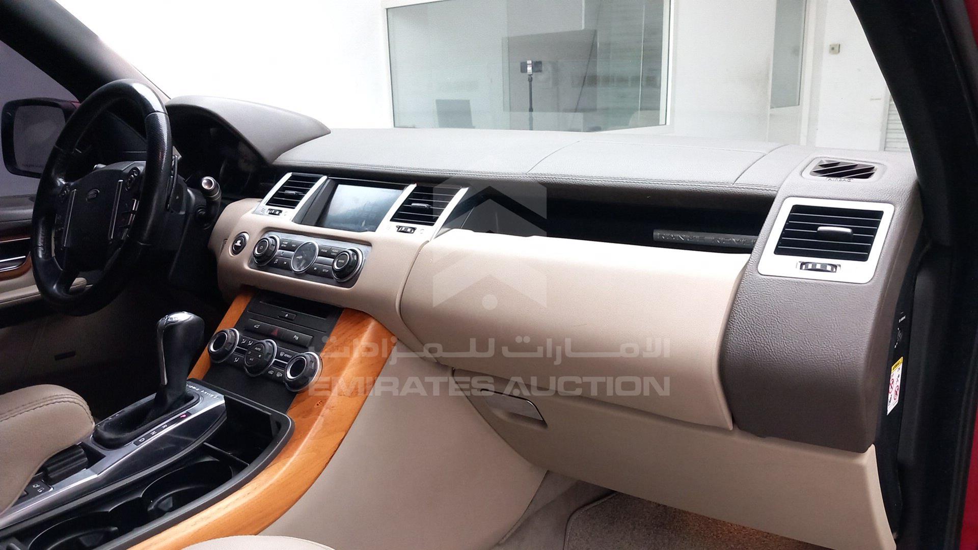 2013 RANGE ROVER SPORT VIN: SALLSAAD4DA812586
